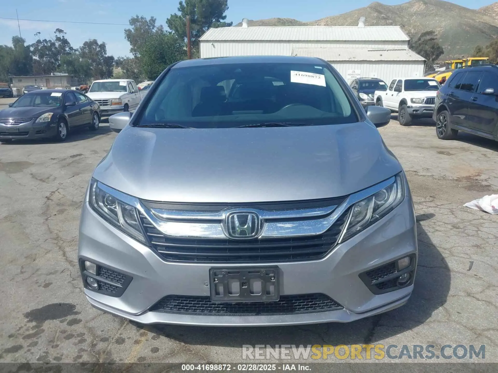 12 Photograph of a damaged car 5FNRL6H7XLB017154 HONDA ODYSSEY 2020