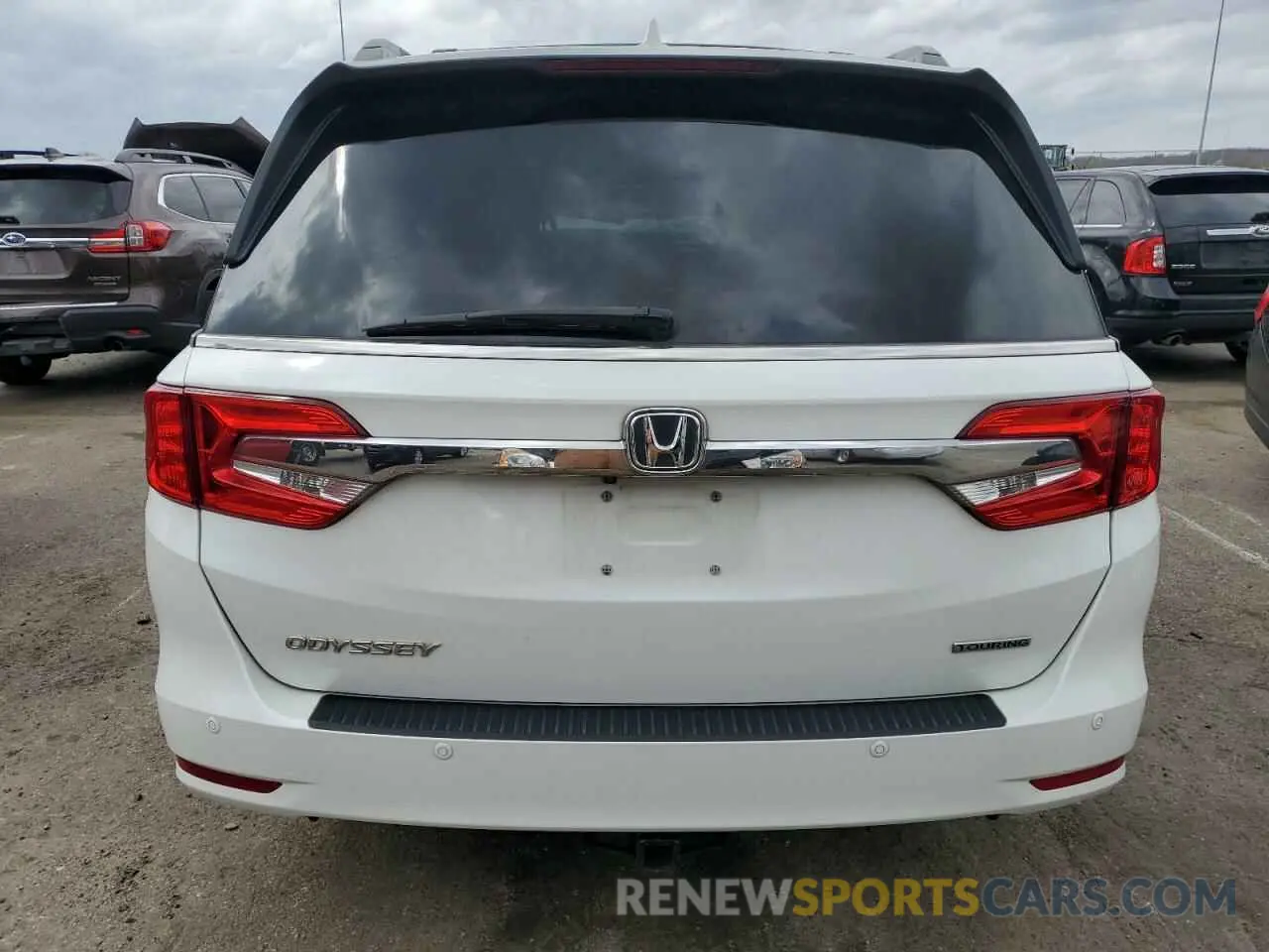 6 Photograph of a damaged car 5FNRL6H81LB041576 HONDA ODYSSEY 2020