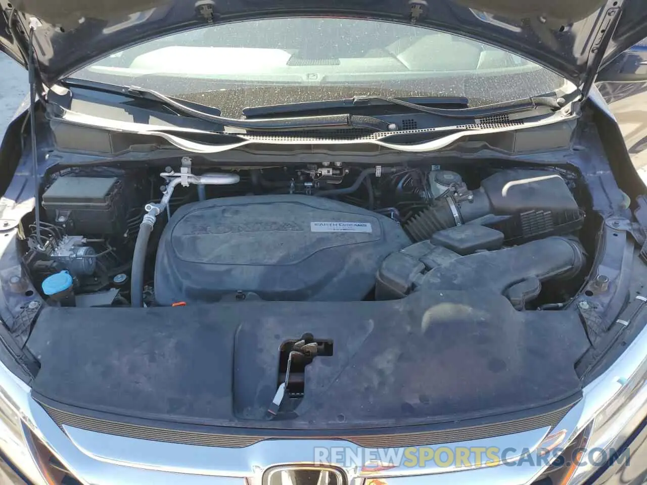 13 Photograph of a damaged car 5FNRL6H84LB015733 HONDA ODYSSEY 2020