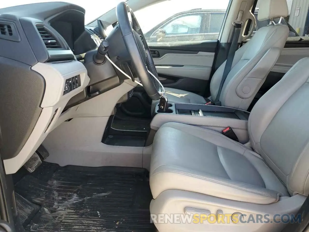 7 Photograph of a damaged car 5FNRL6H84LB015733 HONDA ODYSSEY 2020