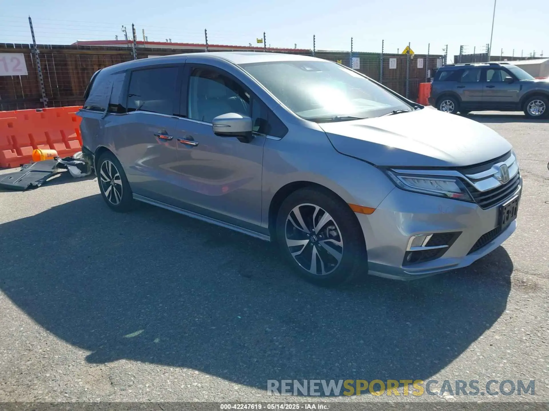 1 Photograph of a damaged car 5FNRL6H91LB001846 HONDA ODYSSEY 2020