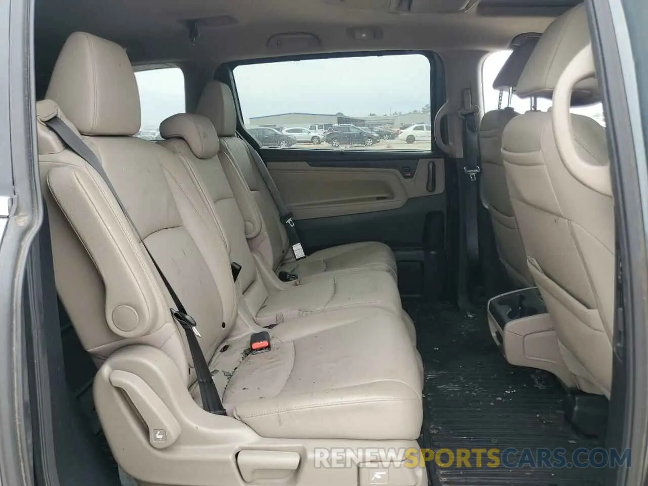 11 Photograph of a damaged car 5FNRL6H94LB041466 HONDA ODYSSEY 2020