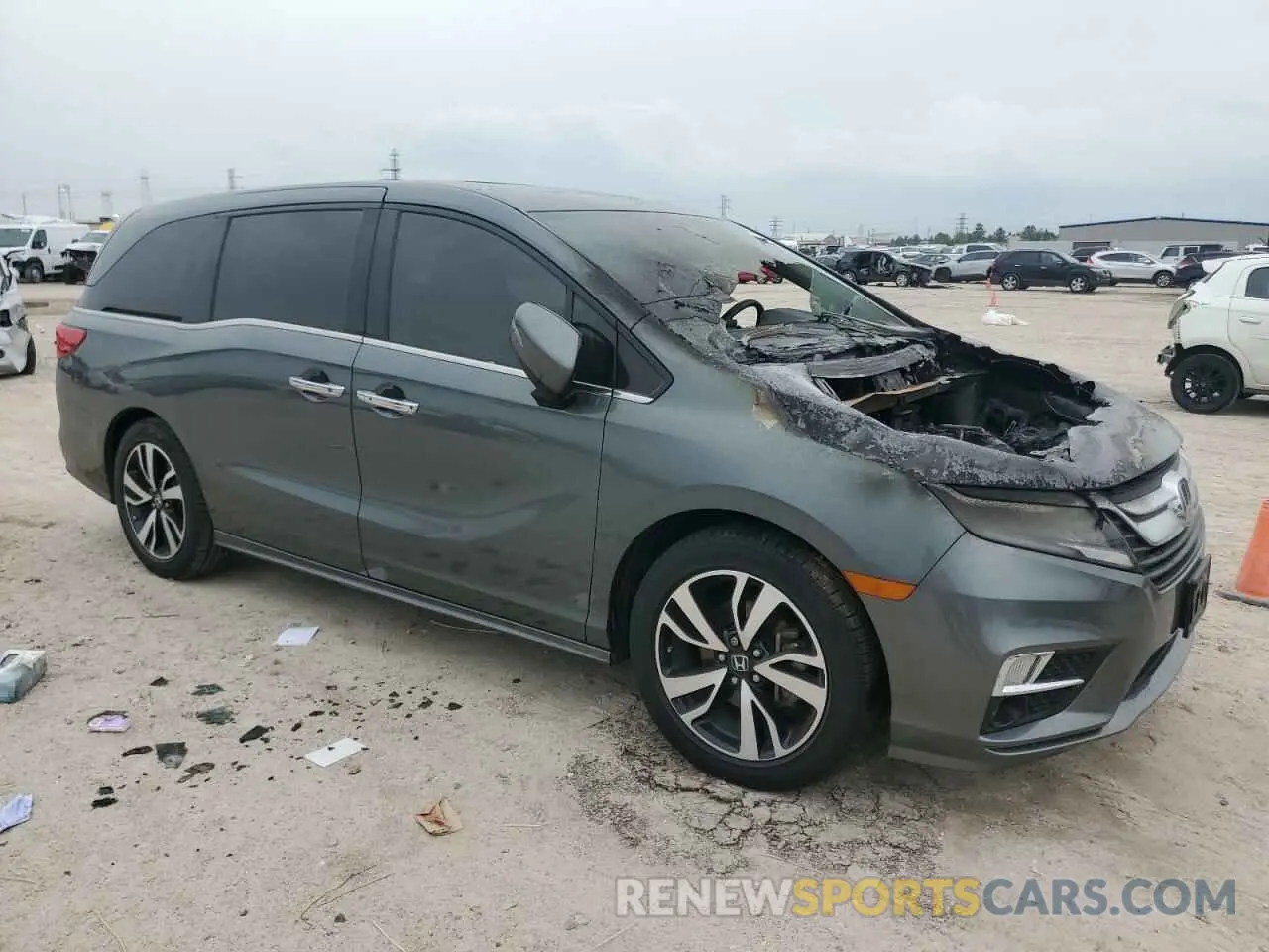 4 Photograph of a damaged car 5FNRL6H94LB041466 HONDA ODYSSEY 2020