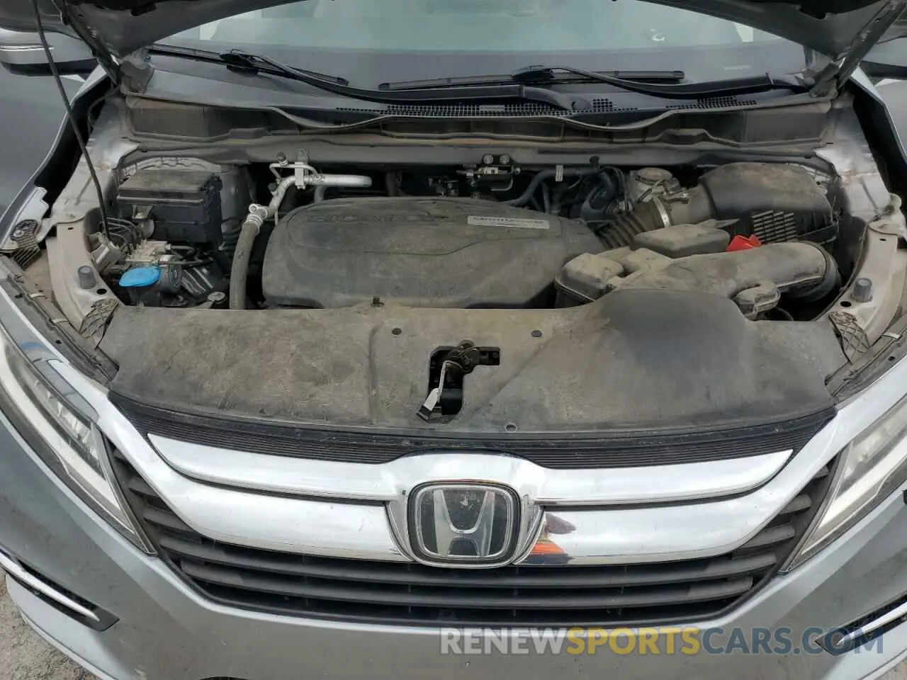 12 Photograph of a damaged car 5FNRL6H98LB007367 HONDA ODYSSEY 2020