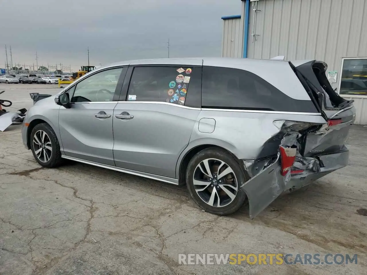 2 Photograph of a damaged car 5FNRL6H98LB007367 HONDA ODYSSEY 2020