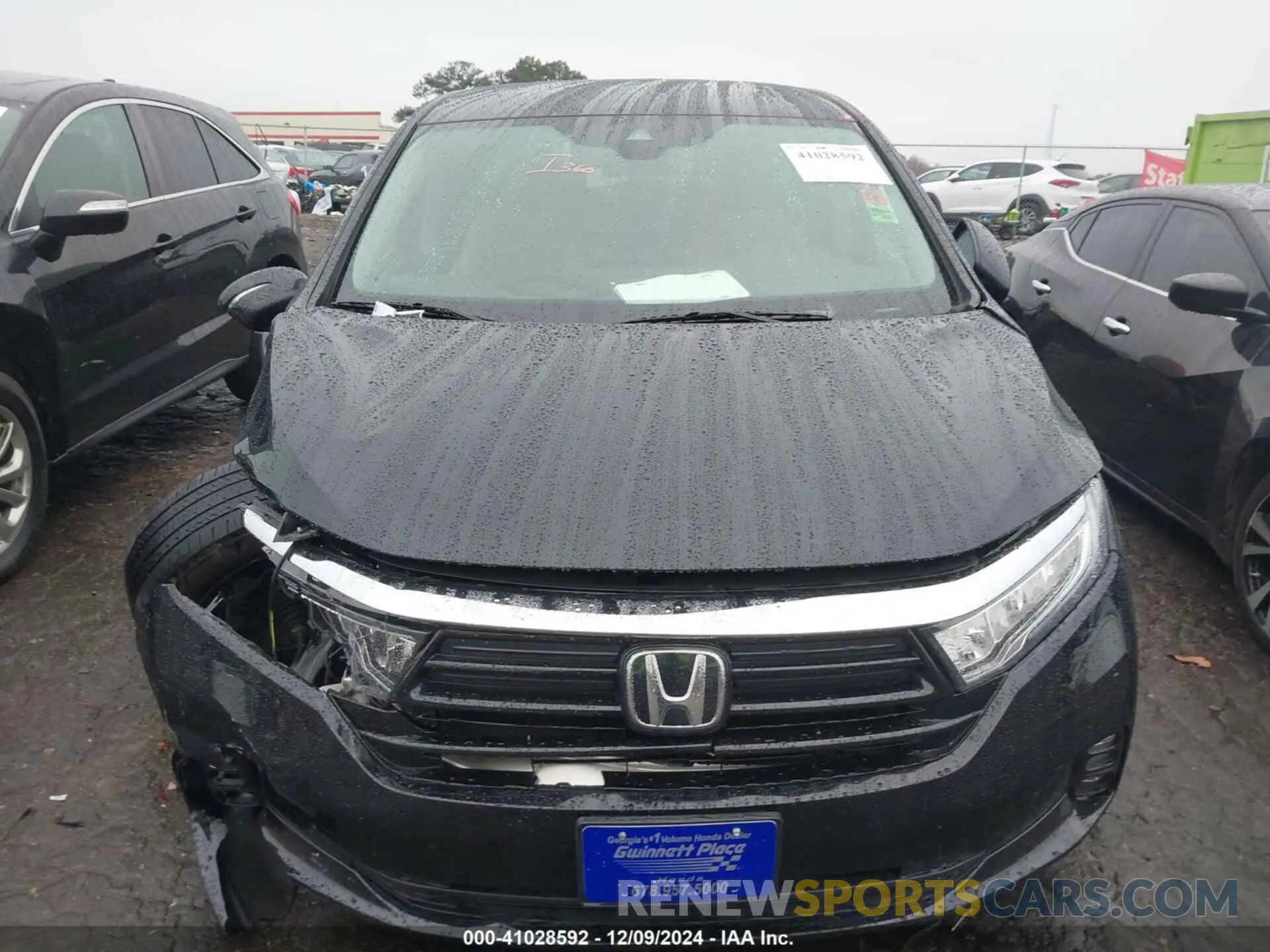 12 Photograph of a damaged car 5FNRL6H53MB010305 HONDA ODYSSEY 2021