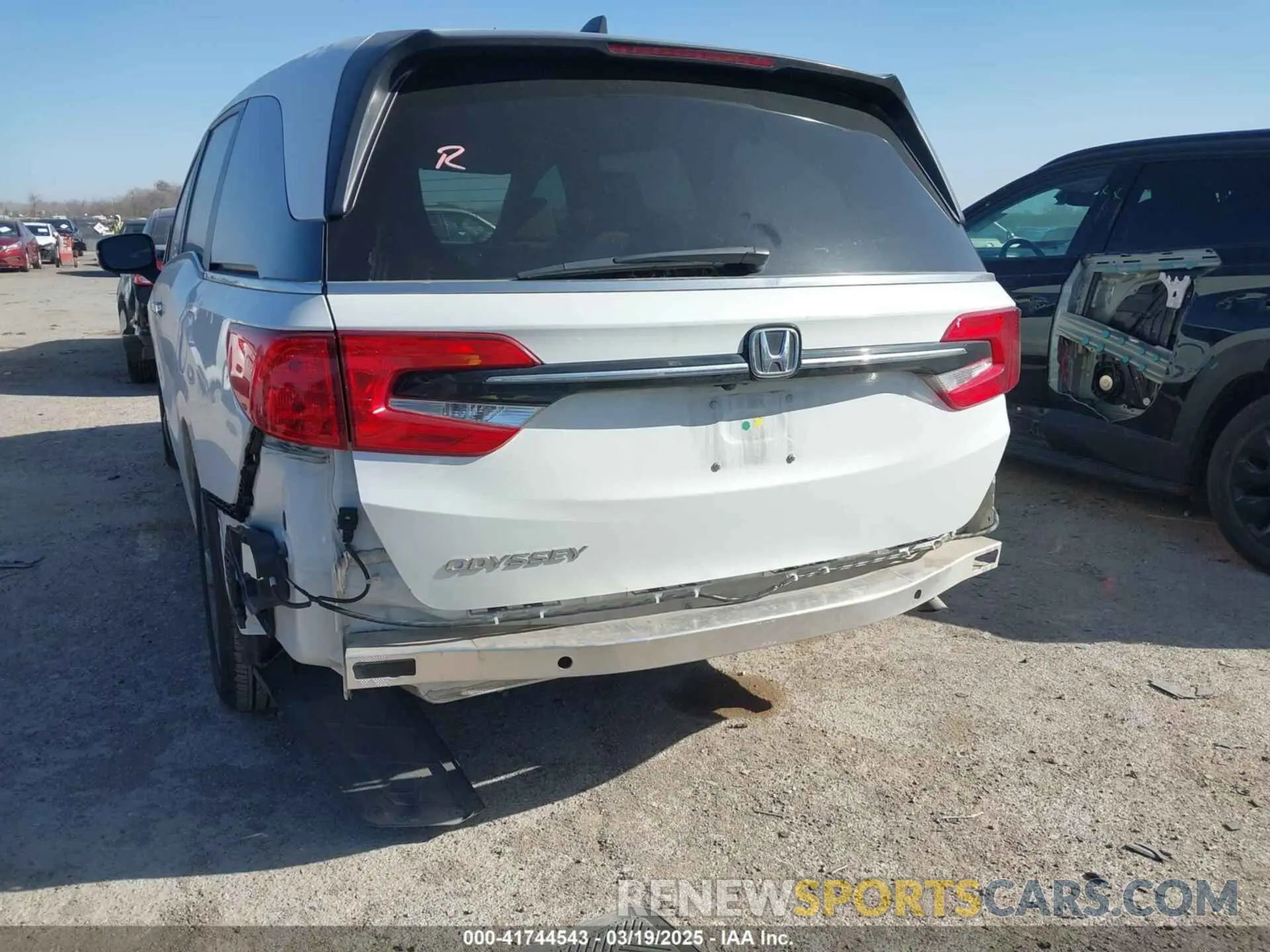 12 Фотография поврежденного автомобиля 5FNRL6H54MB014847 HONDA ODYSSEY 2021