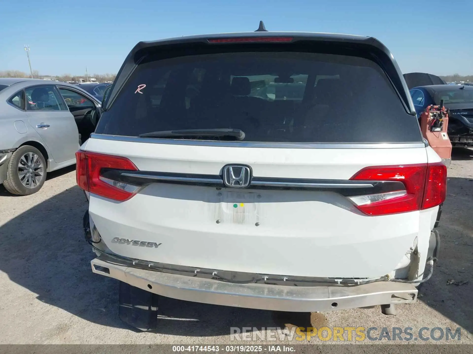 17 Фотография поврежденного автомобиля 5FNRL6H54MB014847 HONDA ODYSSEY 2021
