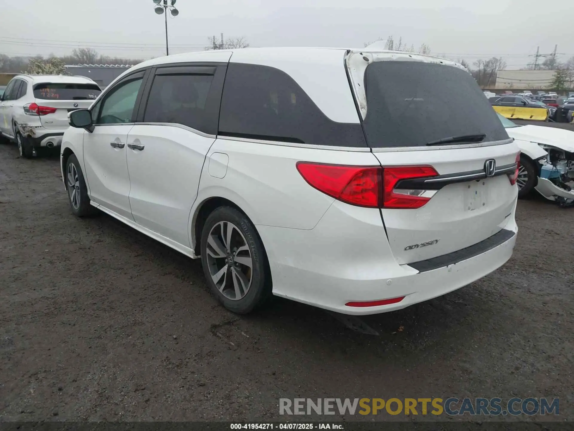 3 Фотография поврежденного автомобиля 5FNRL6H80MB033650 HONDA ODYSSEY 2021