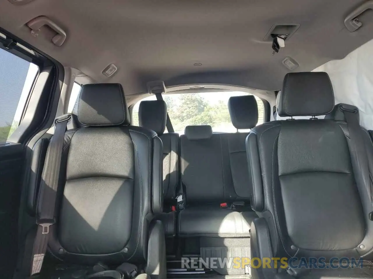 10 Photograph of a damaged car 5FNRL6H85MB012325 HONDA ODYSSEY 2021