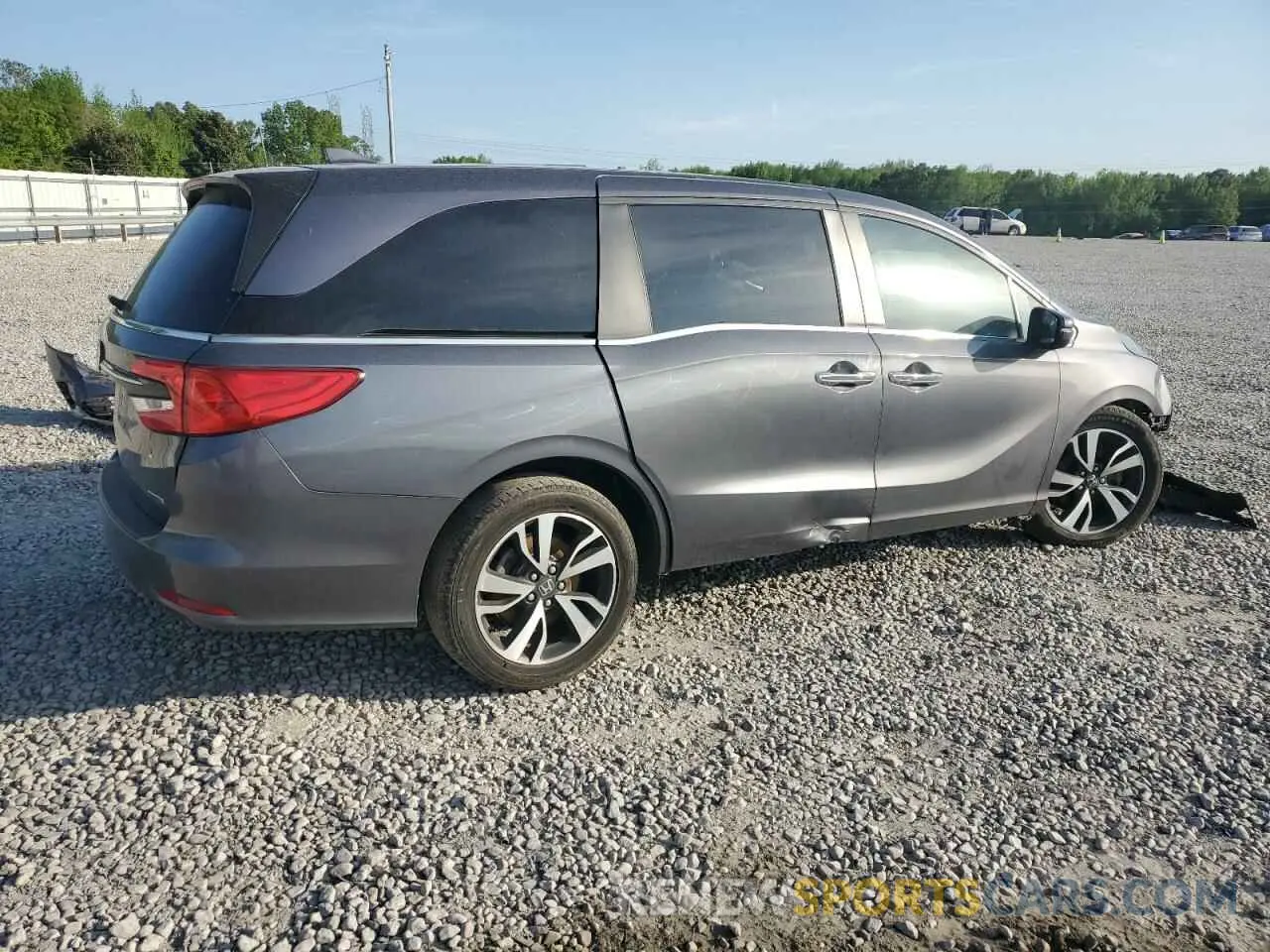3 Photograph of a damaged car 5FNRL6H85MB012325 HONDA ODYSSEY 2021