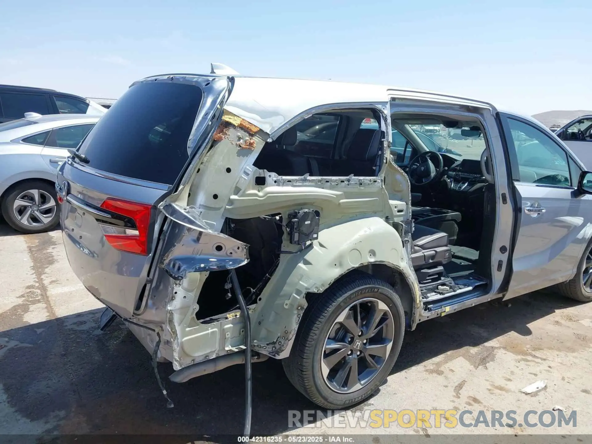 6 Фотография поврежденного автомобиля 5FNRL6H94MB003172 HONDA ODYSSEY 2021