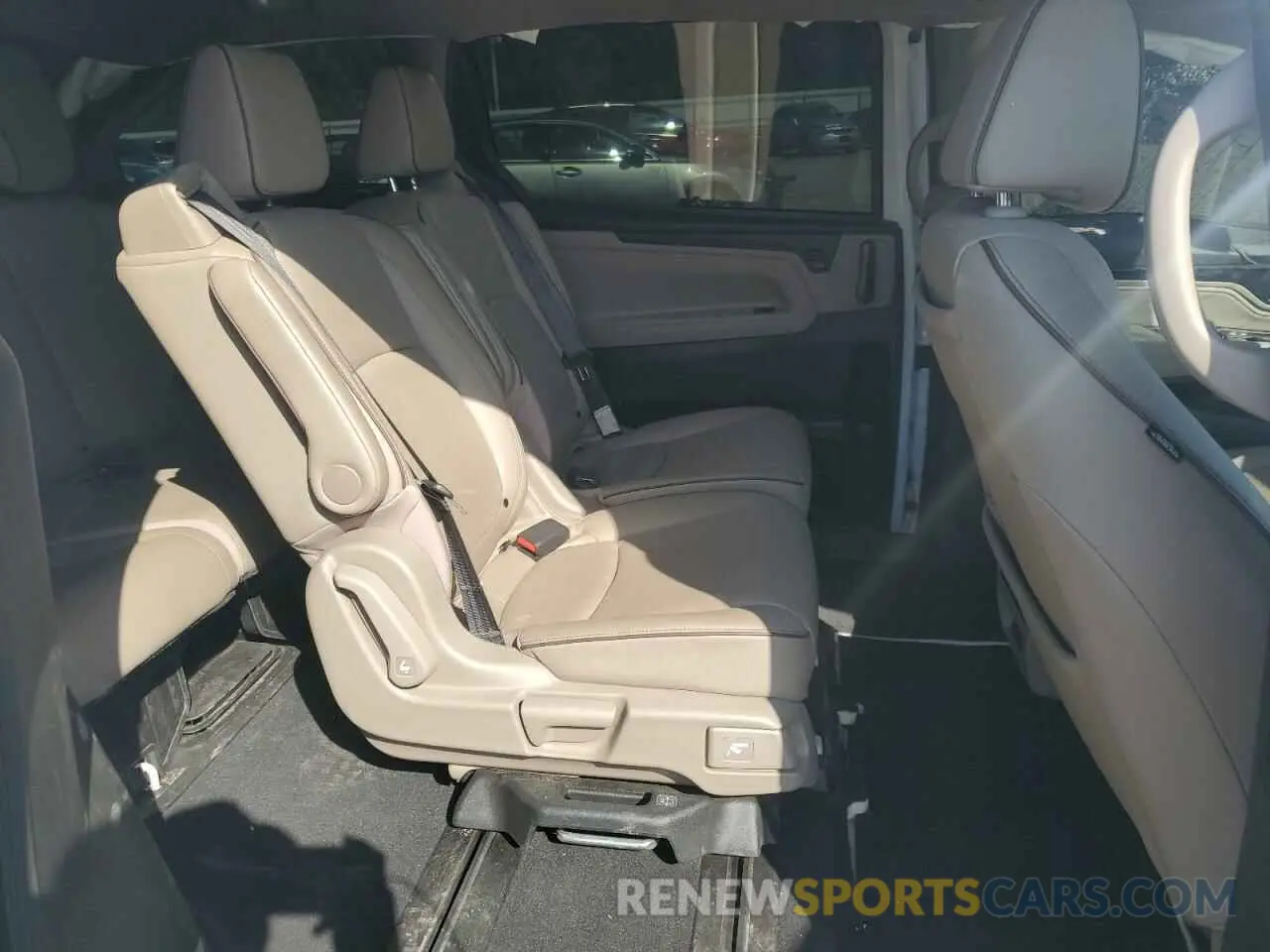 11 Фотография поврежденного автомобиля 5FNRL6H97MB009998 HONDA ODYSSEY 2021