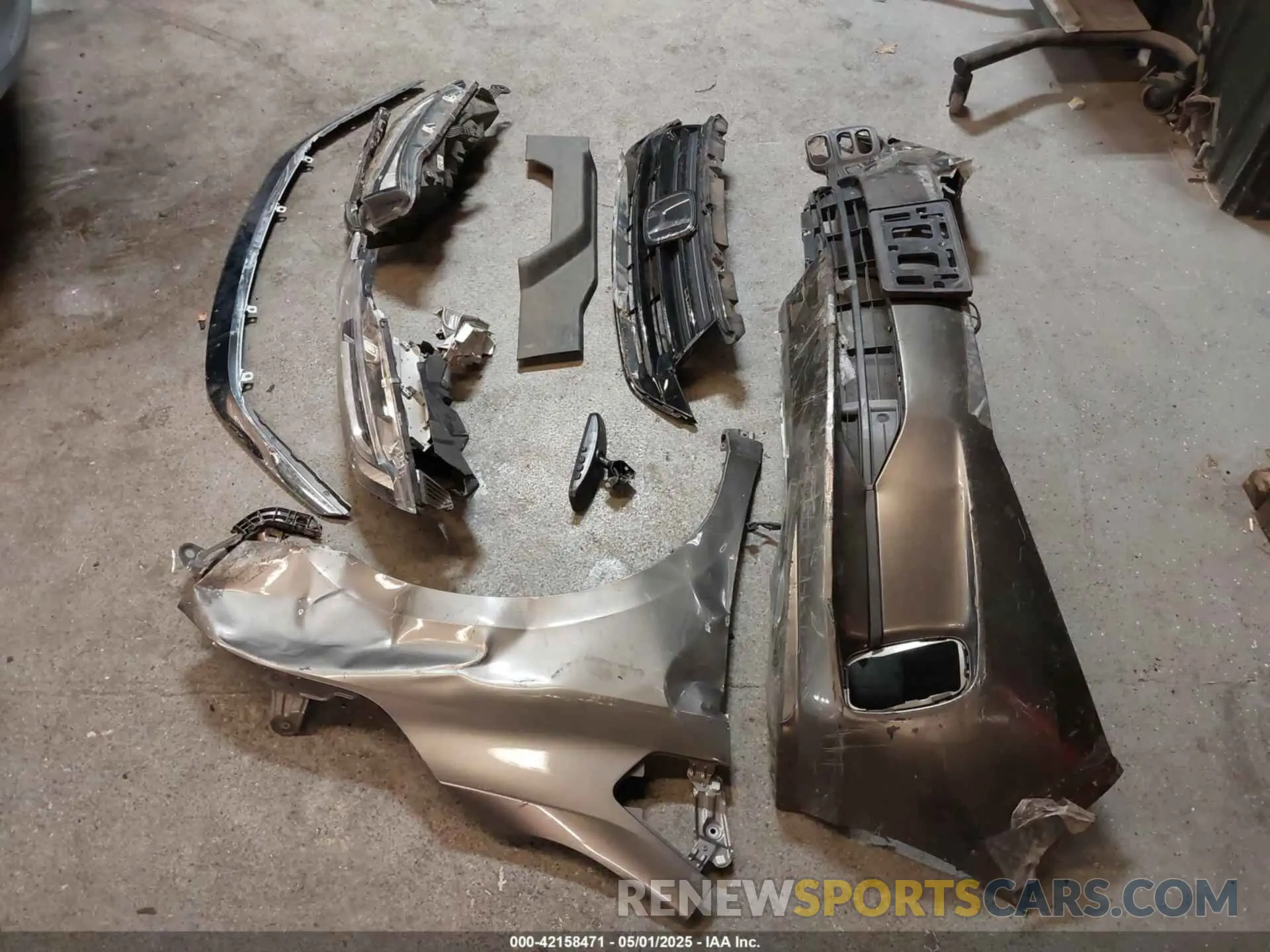 18 Photograph of a damaged car 5FNRL6H70NB062848 HONDA ODYSSEY 2022