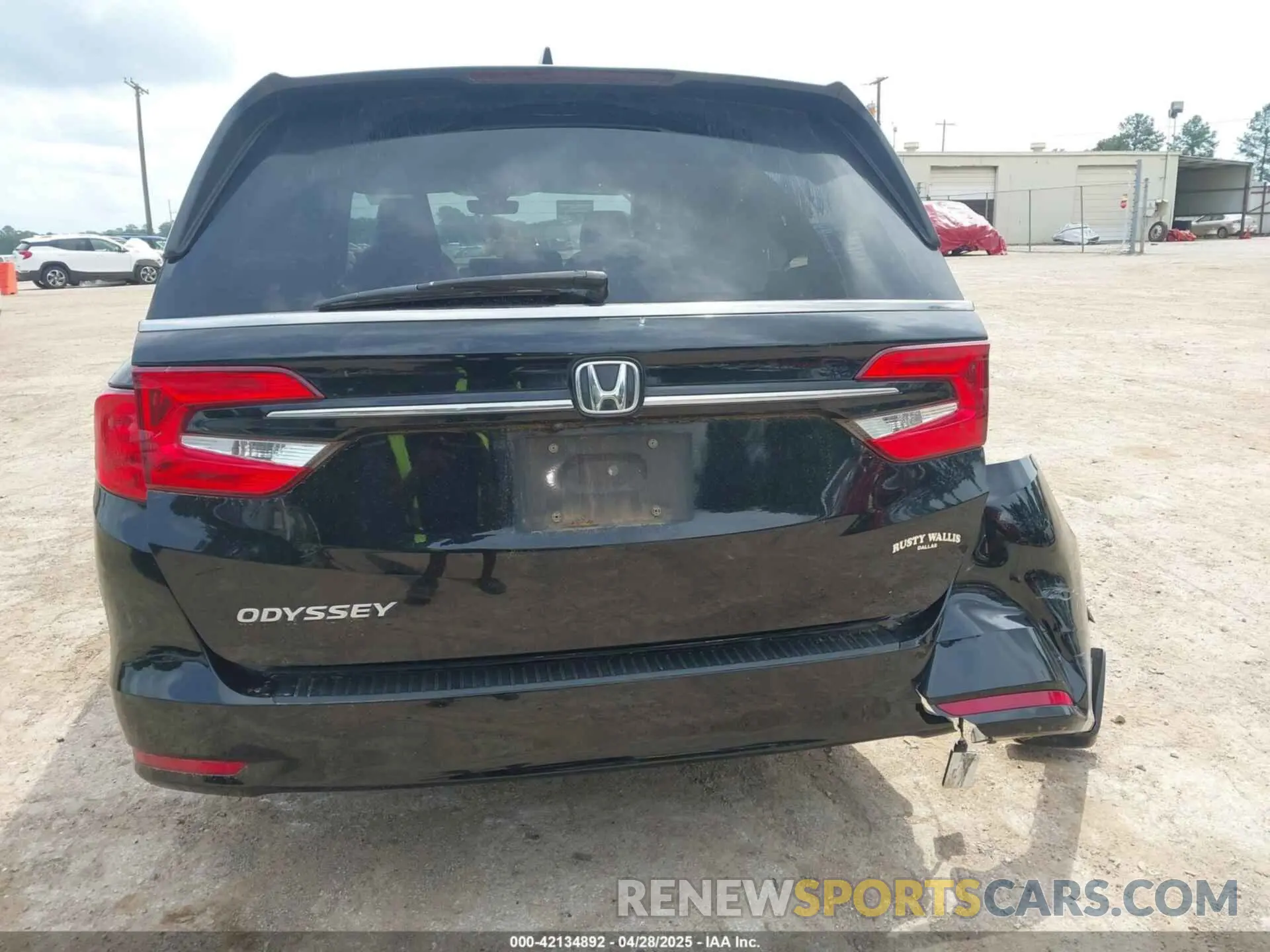 17 Photograph of a damaged car 5FNRL6H74NB012115 HONDA ODYSSEY 2022