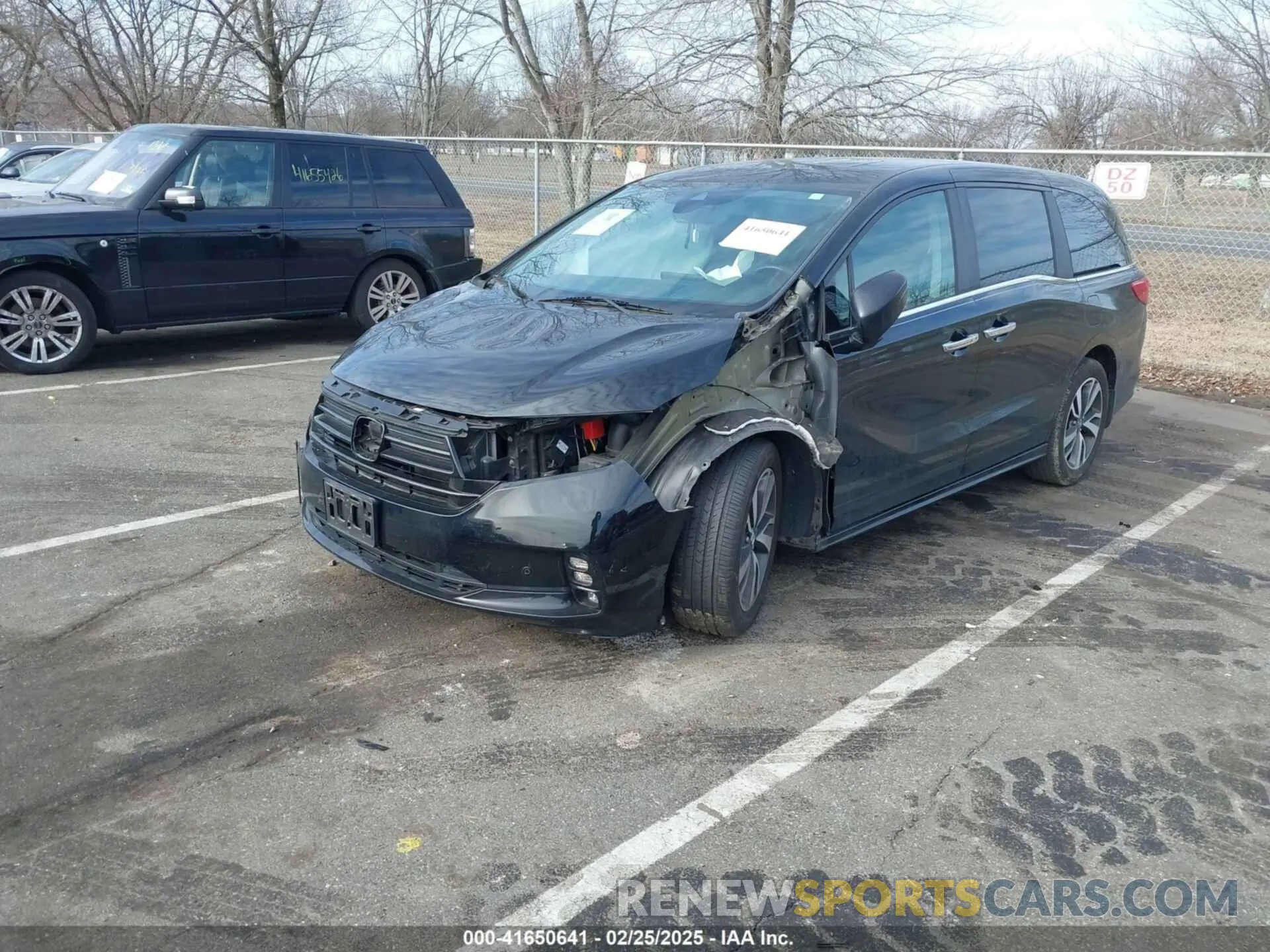 2 Photograph of a damaged car 5FNRL6H84NB024757 HONDA ODYSSEY 2022