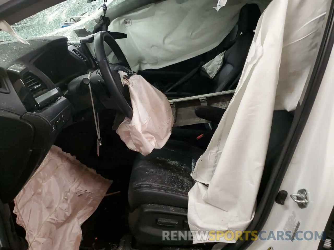 7 Photograph of a damaged car 5FNRL6H86NB047165 HONDA ODYSSEY 2022