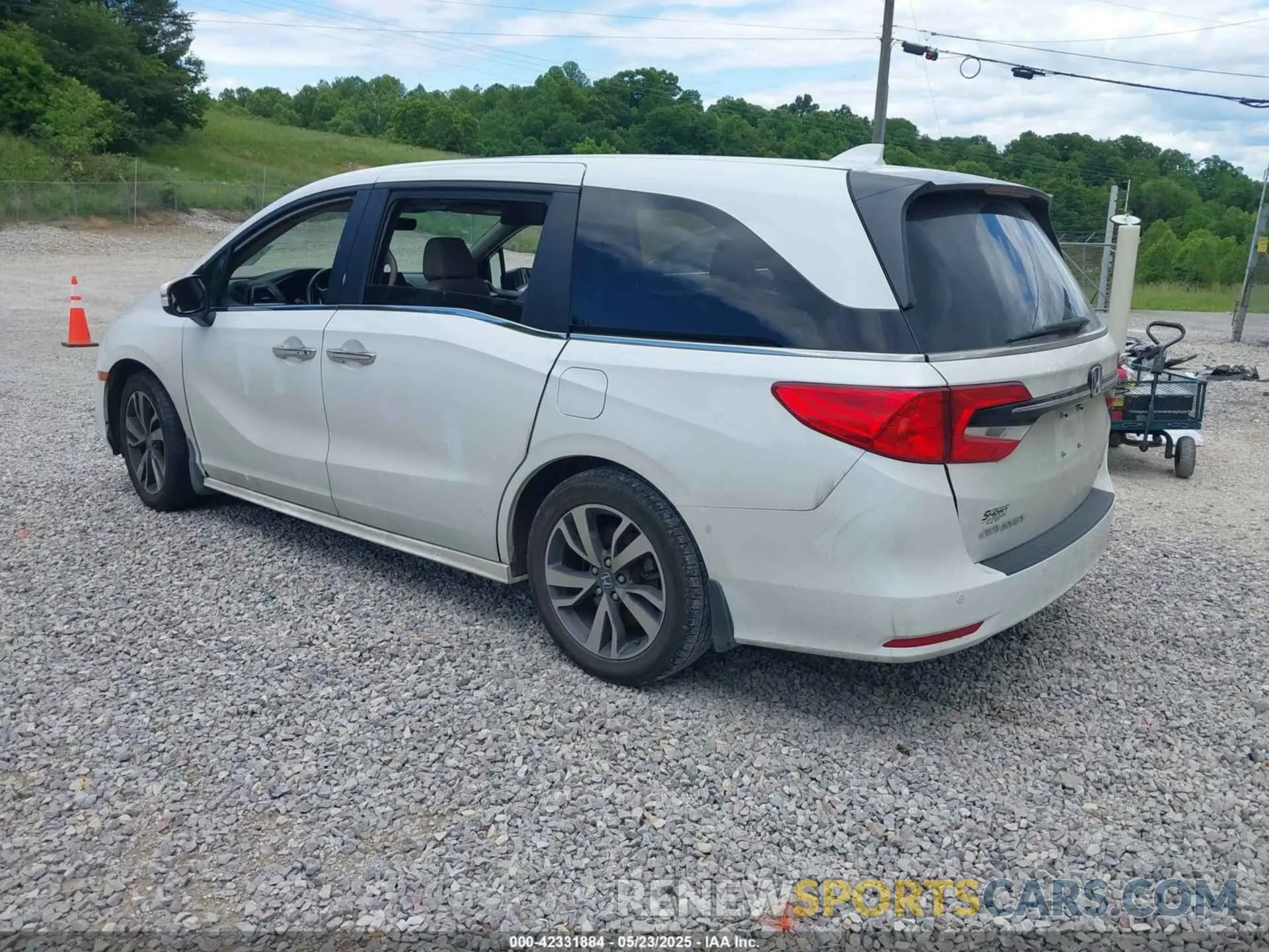3 Photograph of a damaged car 5FNRL6H89NB041117 HONDA ODYSSEY 2022