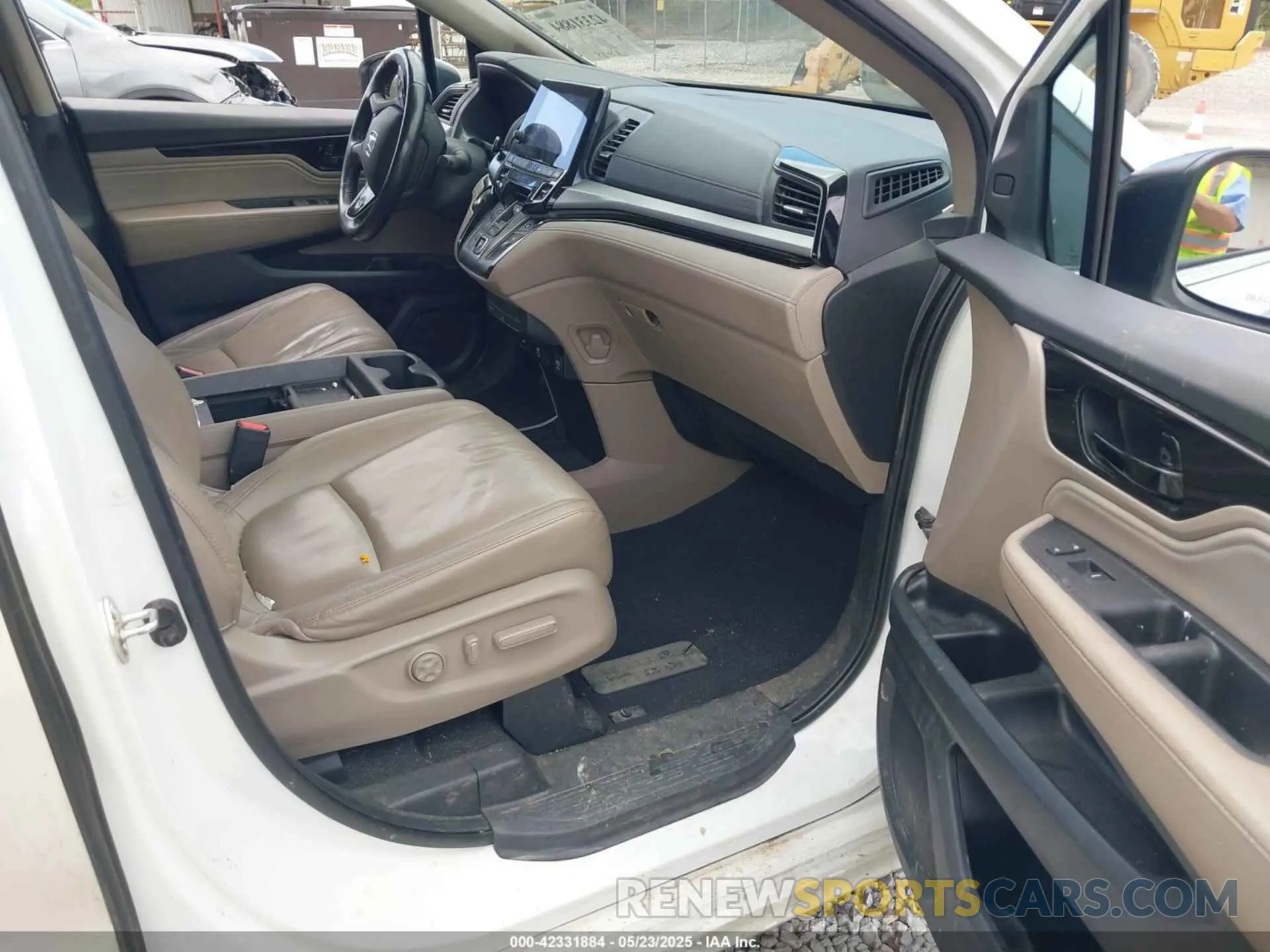 5 Photograph of a damaged car 5FNRL6H89NB041117 HONDA ODYSSEY 2022