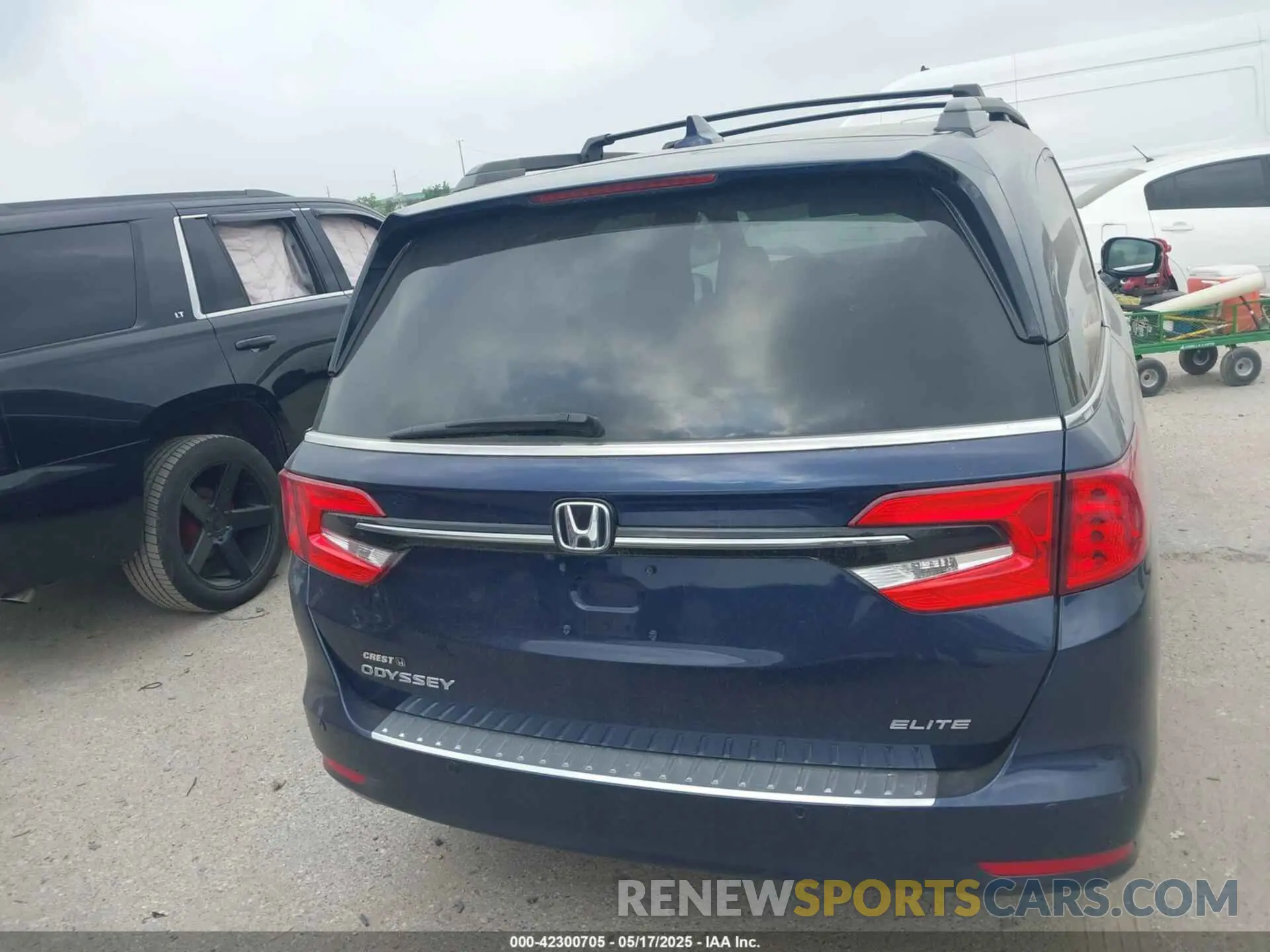 16 Photograph of a damaged car 5FNRL6H90NB025946 HONDA ODYSSEY 2022