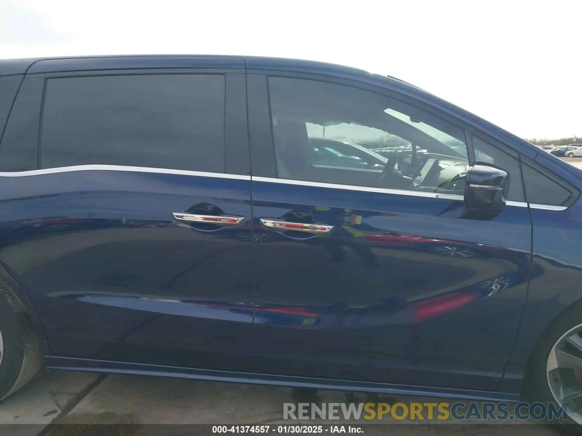 14 Photograph of a damaged car 5FNRL6H92NB056762 HONDA ODYSSEY 2022