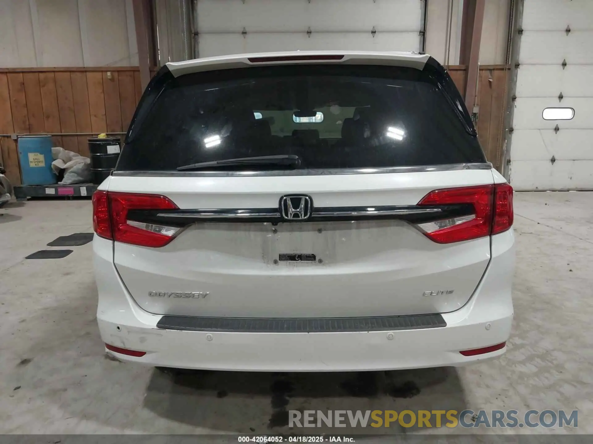 17 Photograph of a damaged car 5FNRL6H94NB061316 HONDA ODYSSEY 2022