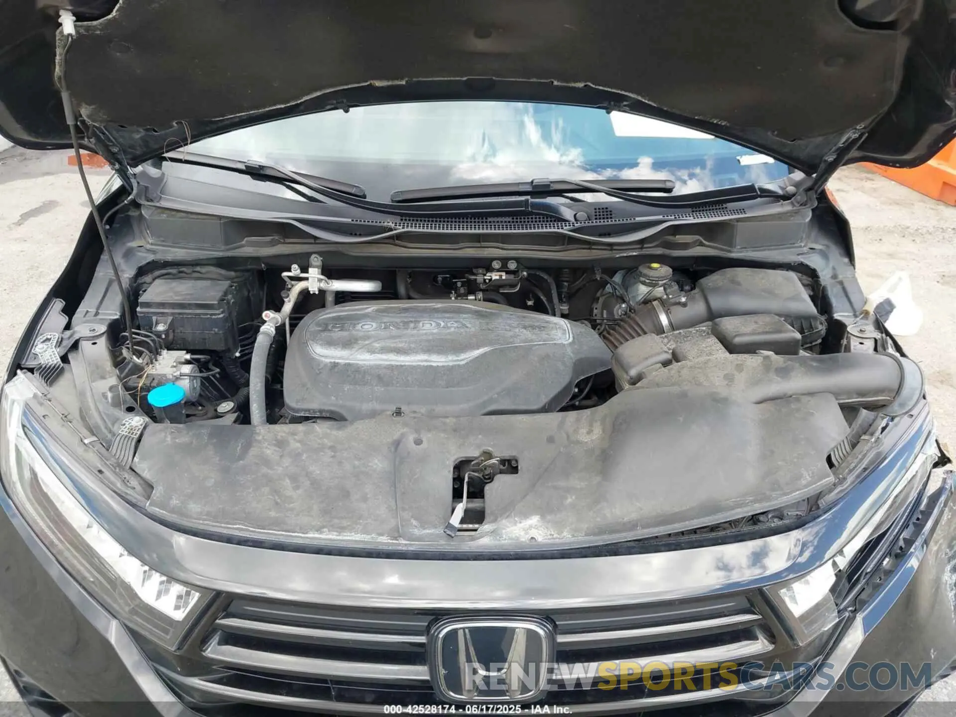 10 Photograph of a damaged car 5FNRL6H76PB068270 HONDA ODYSSEY 2023