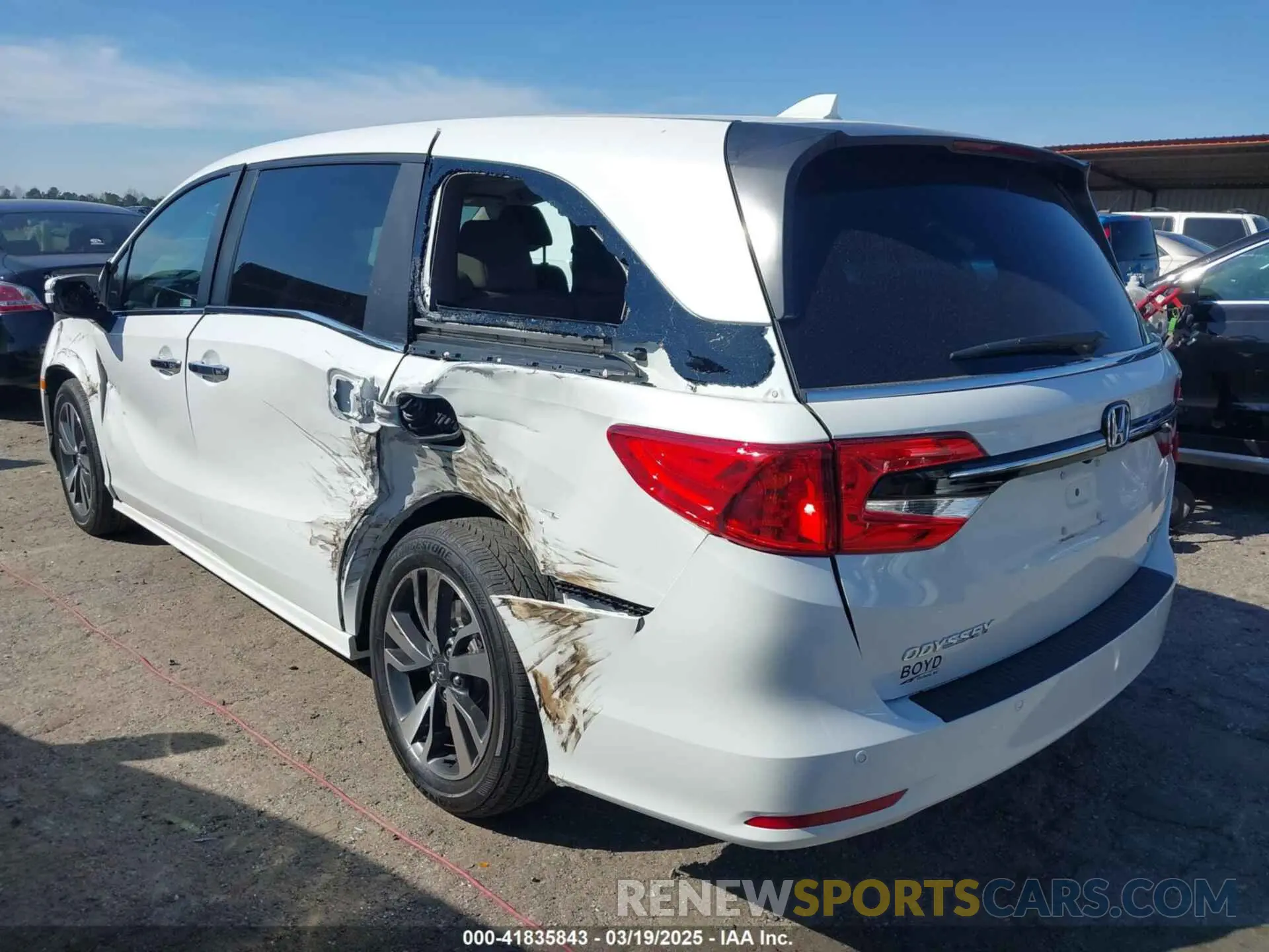 3 Photograph of a damaged car 5FNRL6H83PB016412 HONDA ODYSSEY 2023