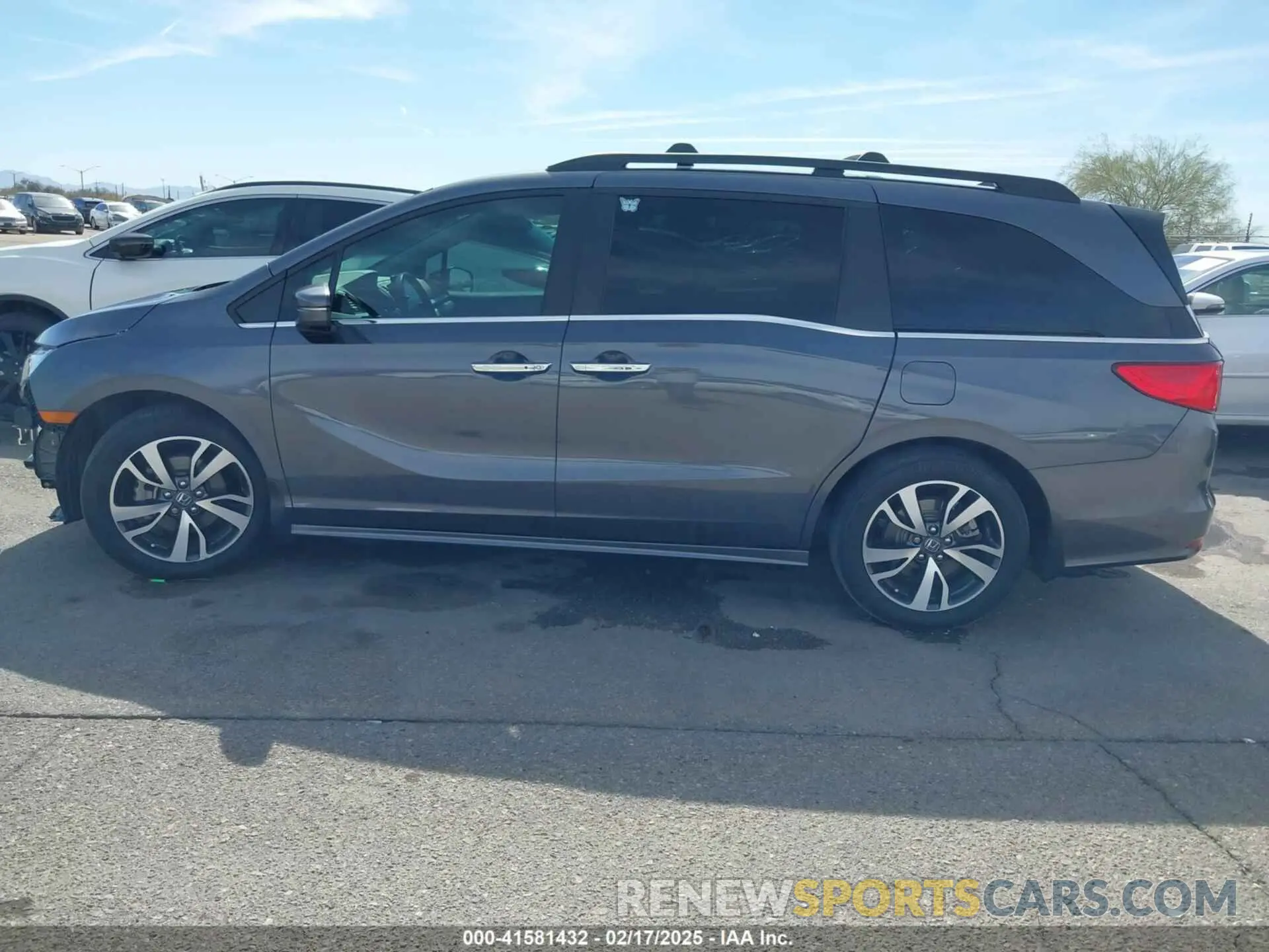 15 Photograph of a damaged car 5FNRL6H83PB020315 HONDA ODYSSEY 2023