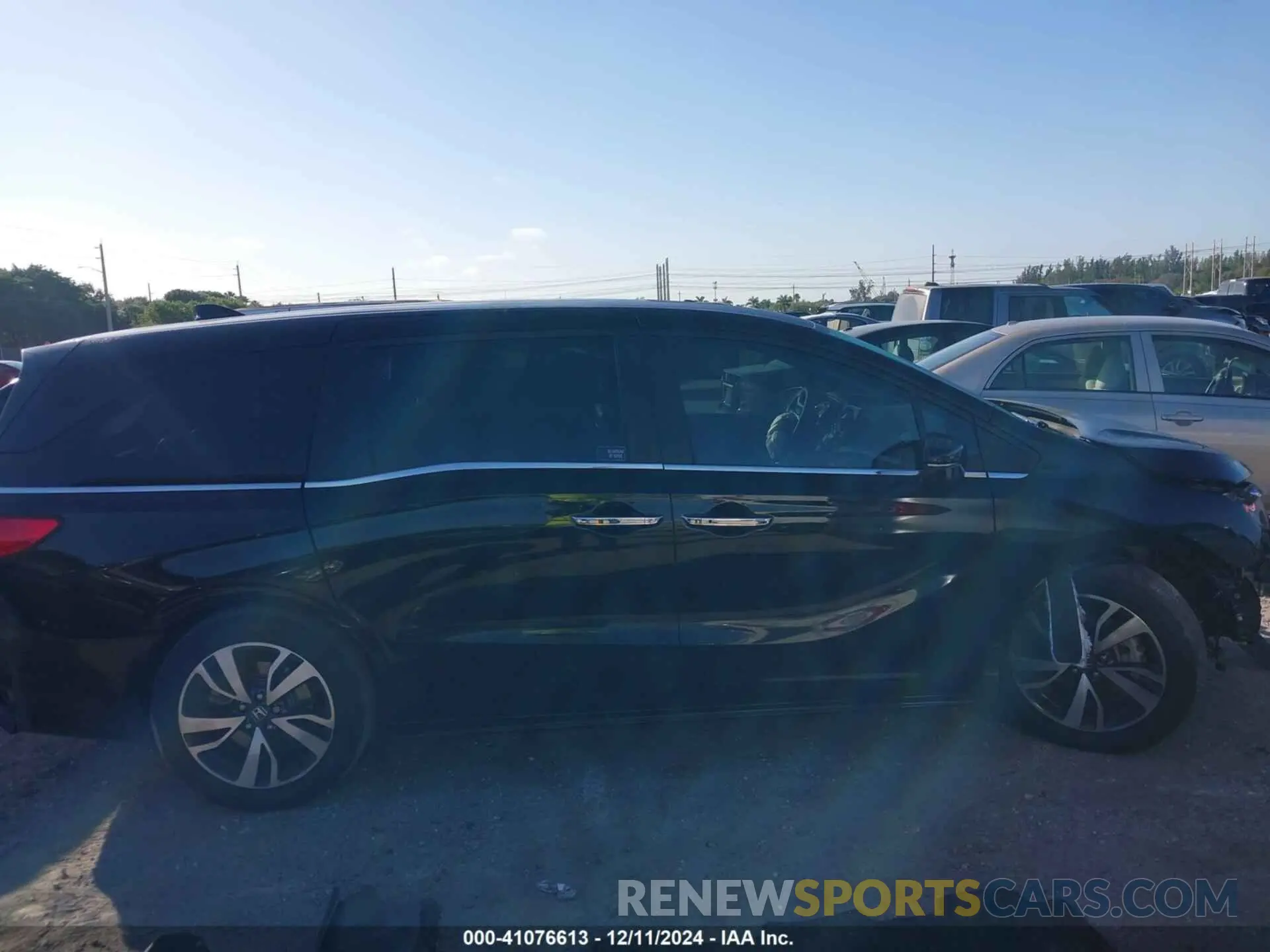 13 Фотография поврежденного автомобиля 5FNRL6H83PB046347 HONDA ODYSSEY 2023