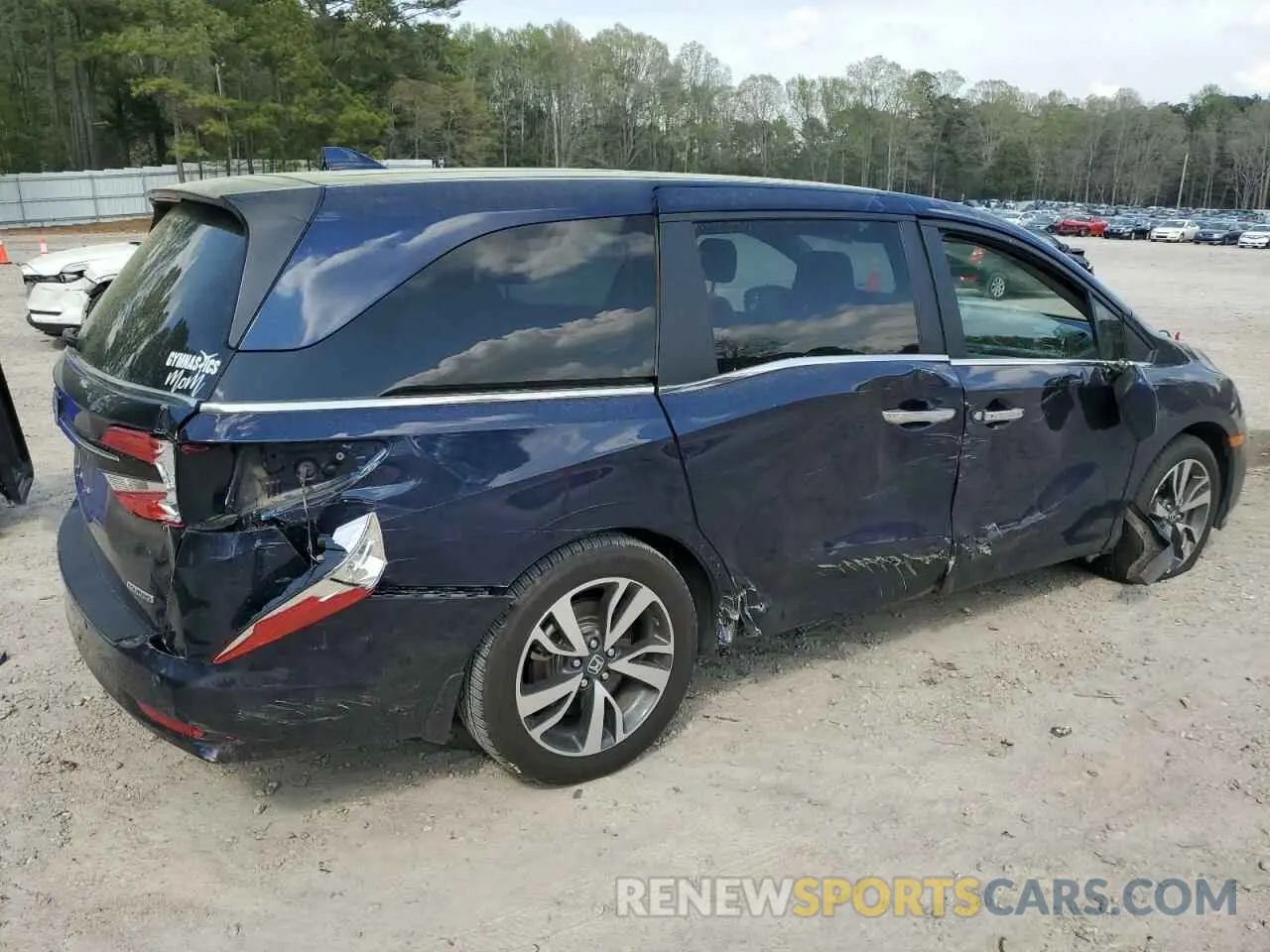 3 Photograph of a damaged car 5FNRL6H84PB035017 HONDA ODYSSEY 2023