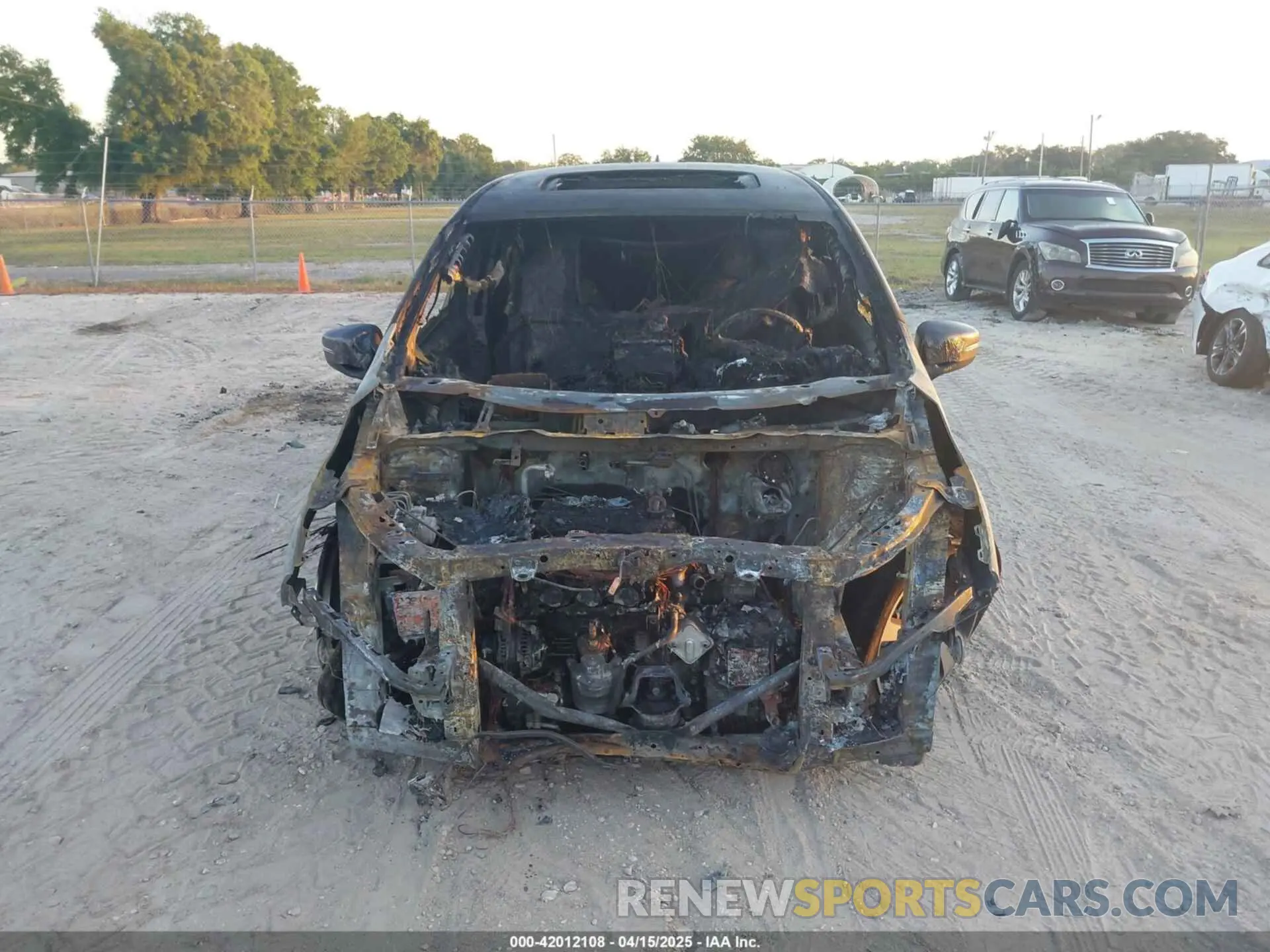11 Photograph of a damaged car 5FNRL6H84PB053582 HONDA ODYSSEY 2023
