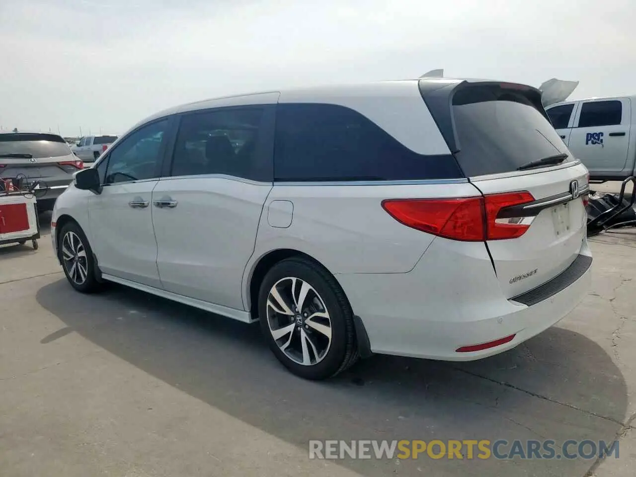2 Photograph of a damaged car 5FNRL6H84PB073248 HONDA ODYSSEY 2023