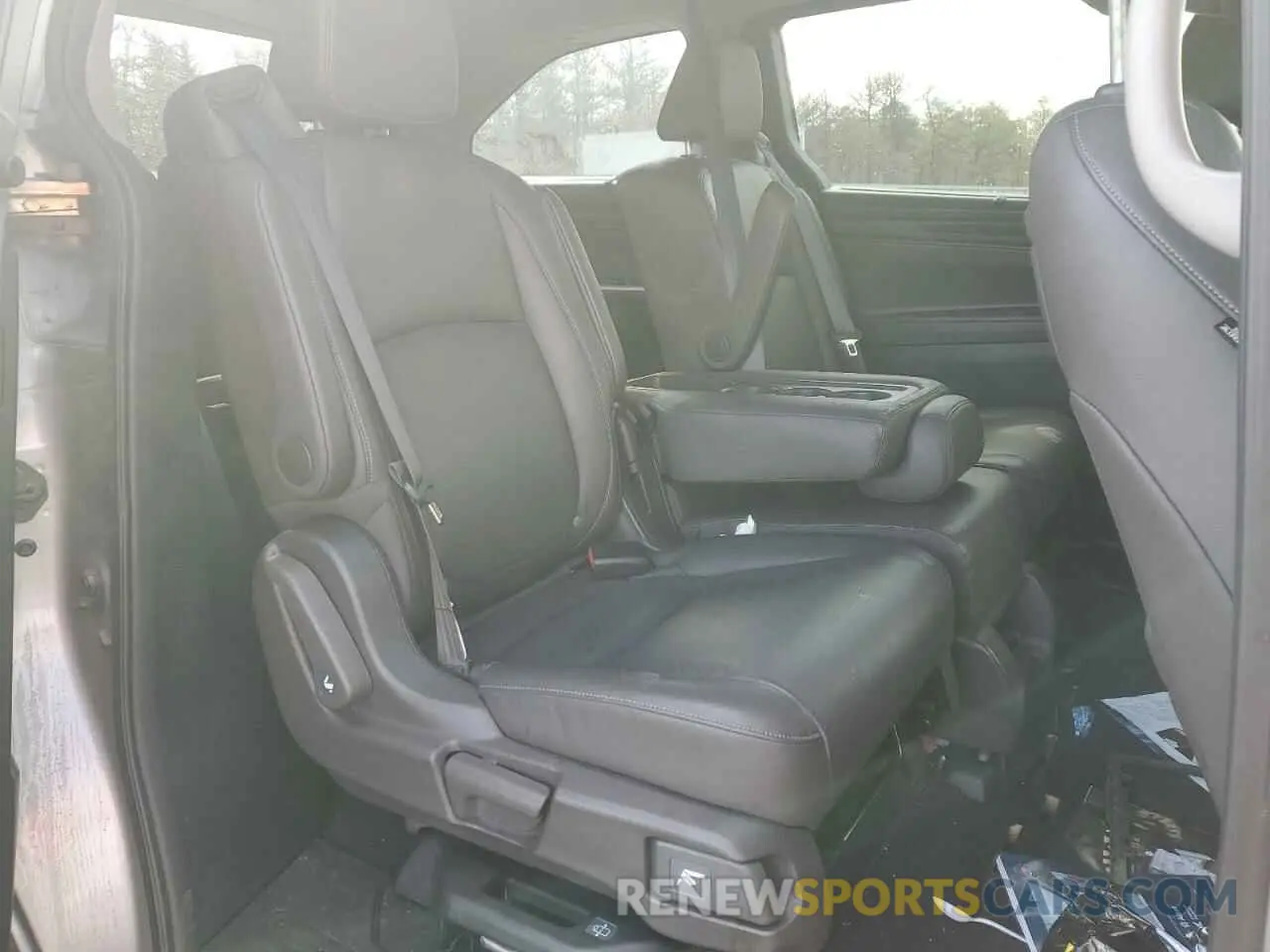 11 Photograph of a damaged car 5FNRL6H87PB053110 HONDA ODYSSEY 2023