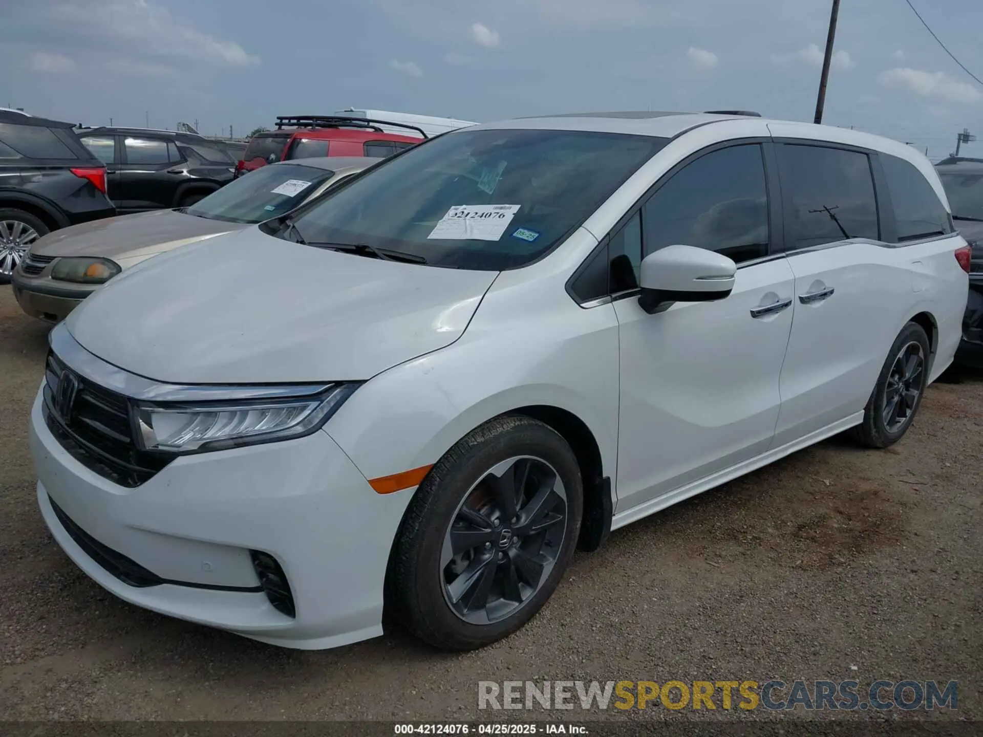 2 Photograph of a damaged car 5FNRL6H87PB061255 HONDA ODYSSEY 2023