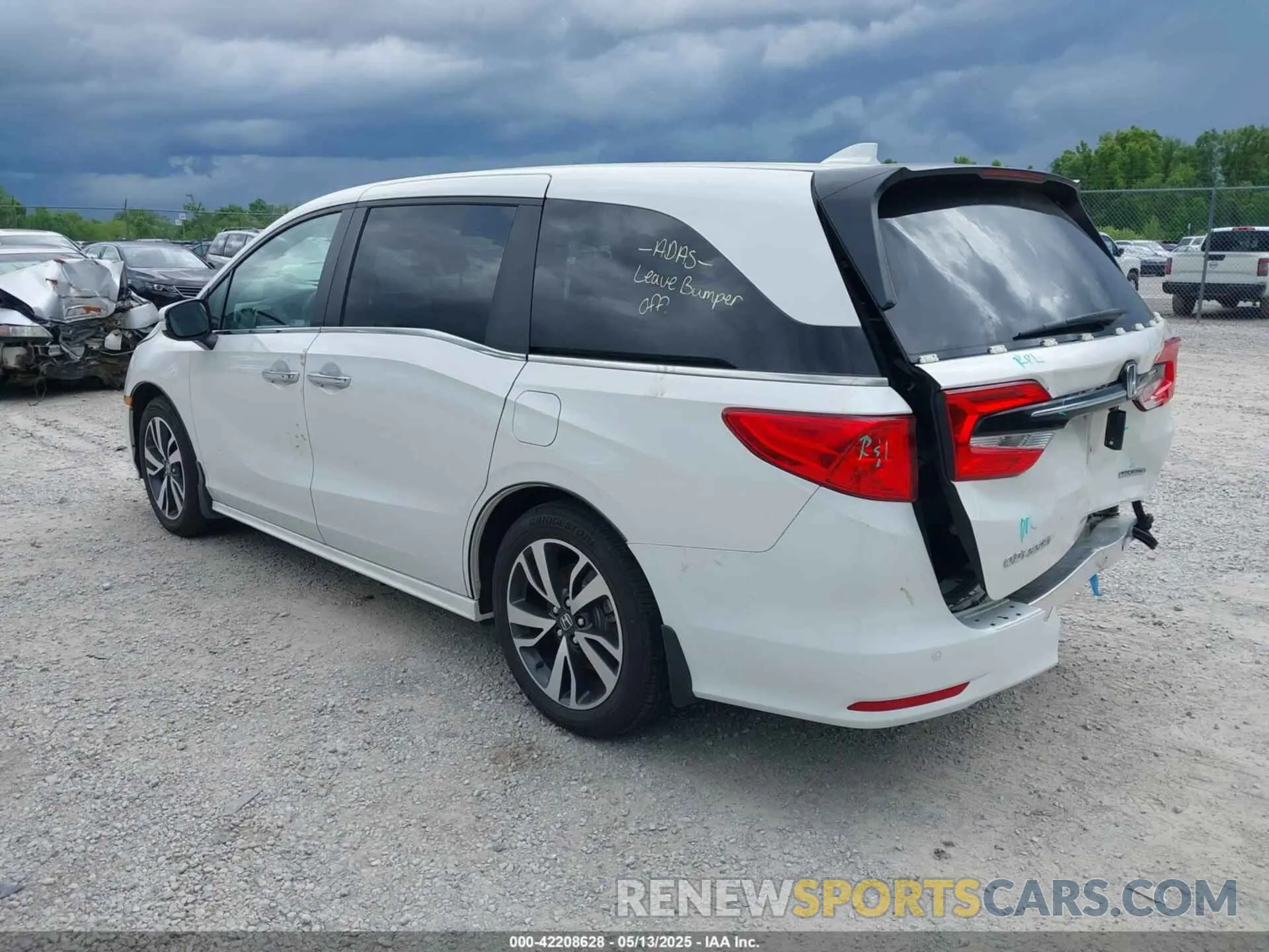 3 Photograph of a damaged car 5FNRL6H88PB079716 HONDA ODYSSEY 2023