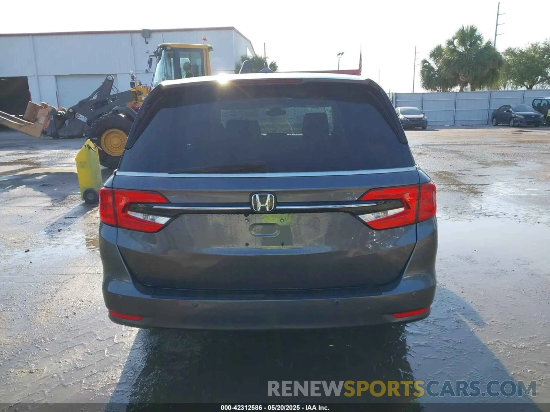 16 Photograph of a damaged car 5FNRL6H98PB017788 HONDA ODYSSEY 2023