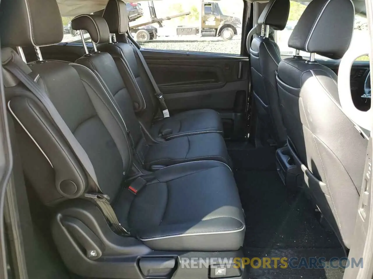 11 Photograph of a damaged car 5FNRL6H99PB035751 HONDA ODYSSEY 2023