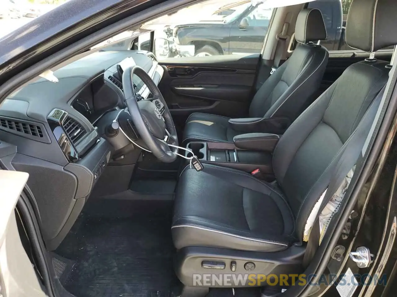 7 Photograph of a damaged car 5FNRL6H99PB035751 HONDA ODYSSEY 2023