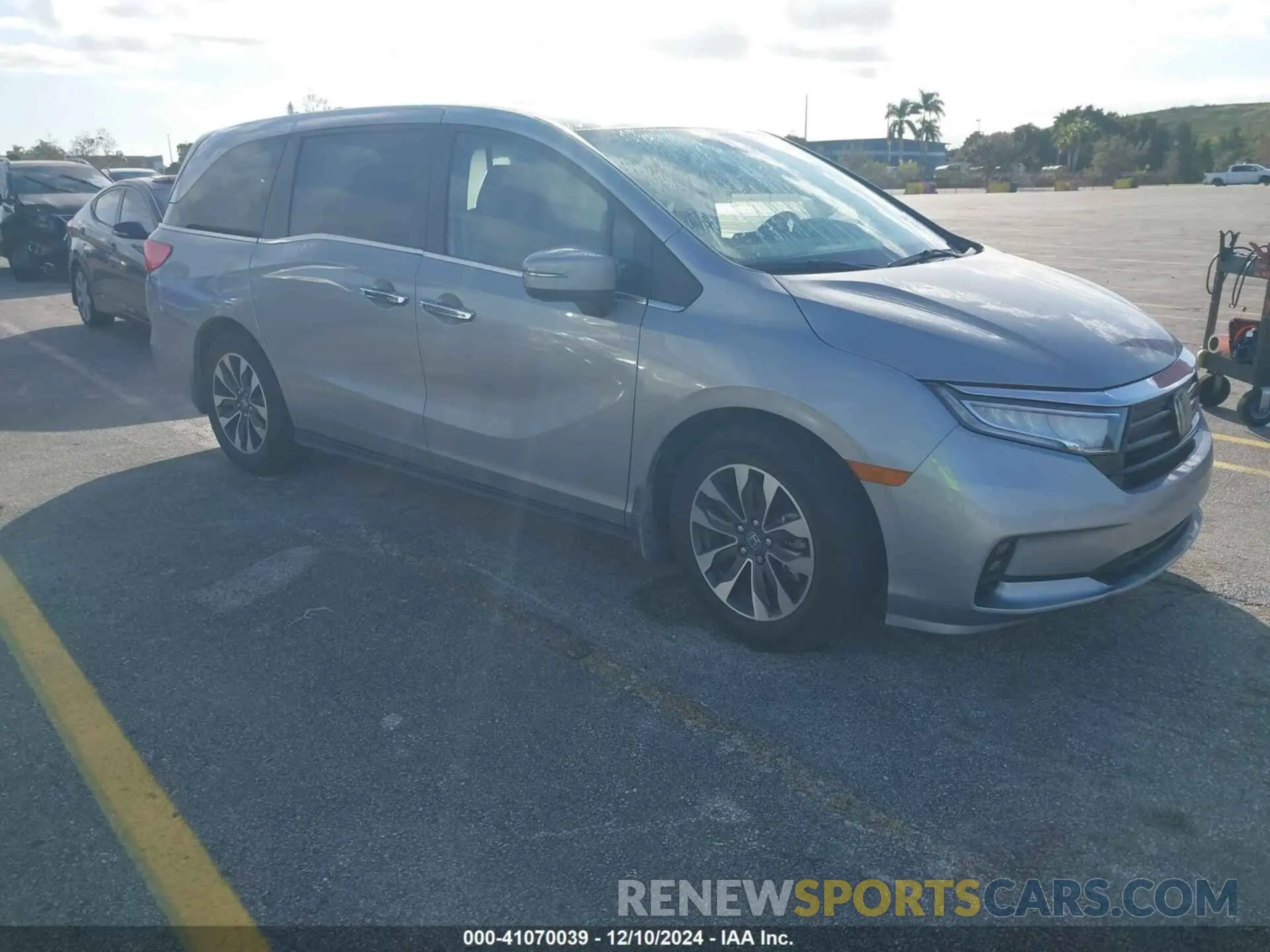 1 Фотография поврежденного автомобиля 5FNRL6H61RB050544 HONDA ODYSSEY 2024