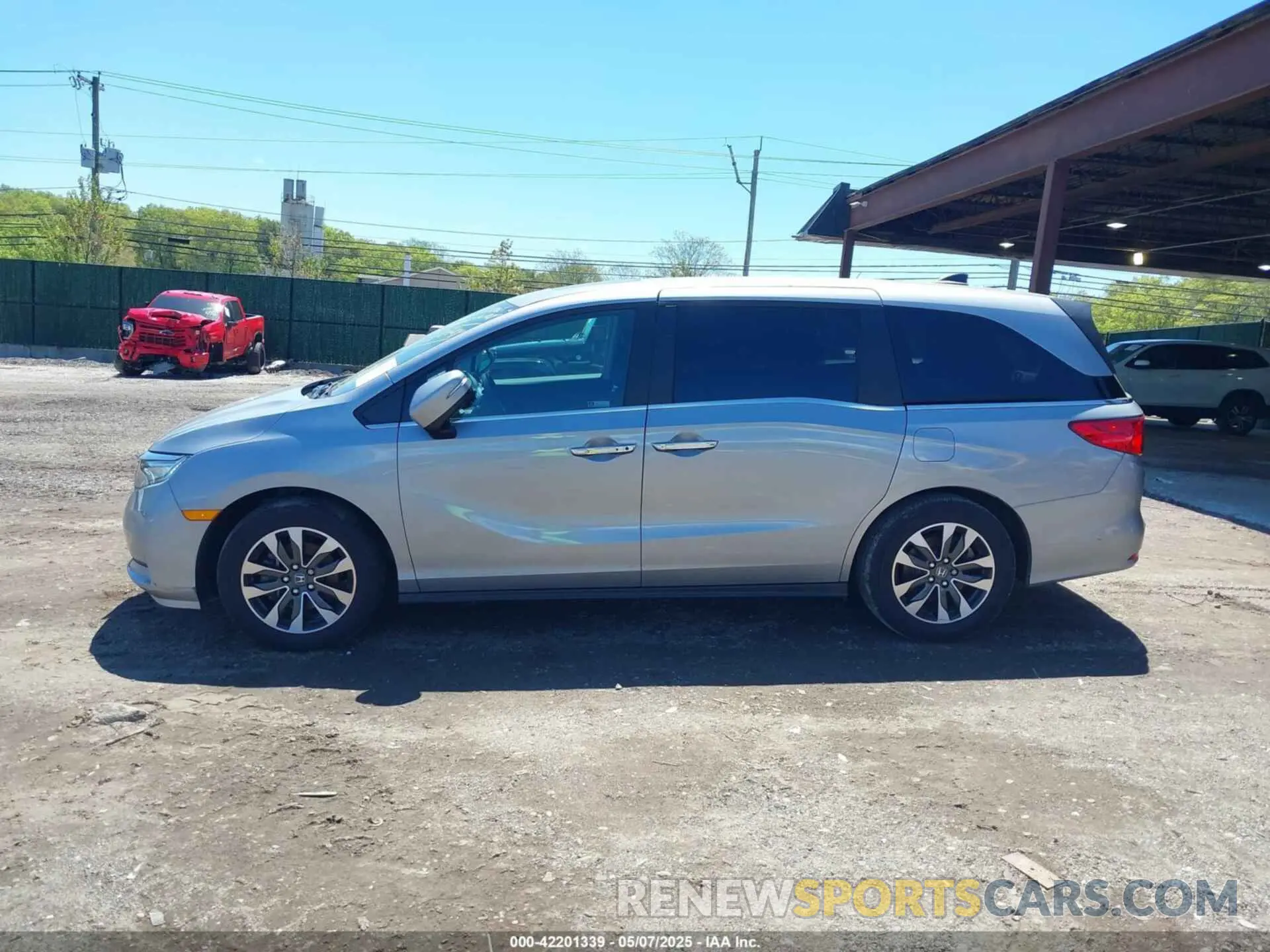14 Photograph of a damaged car 5FNRL6H64RB043216 HONDA ODYSSEY 2024