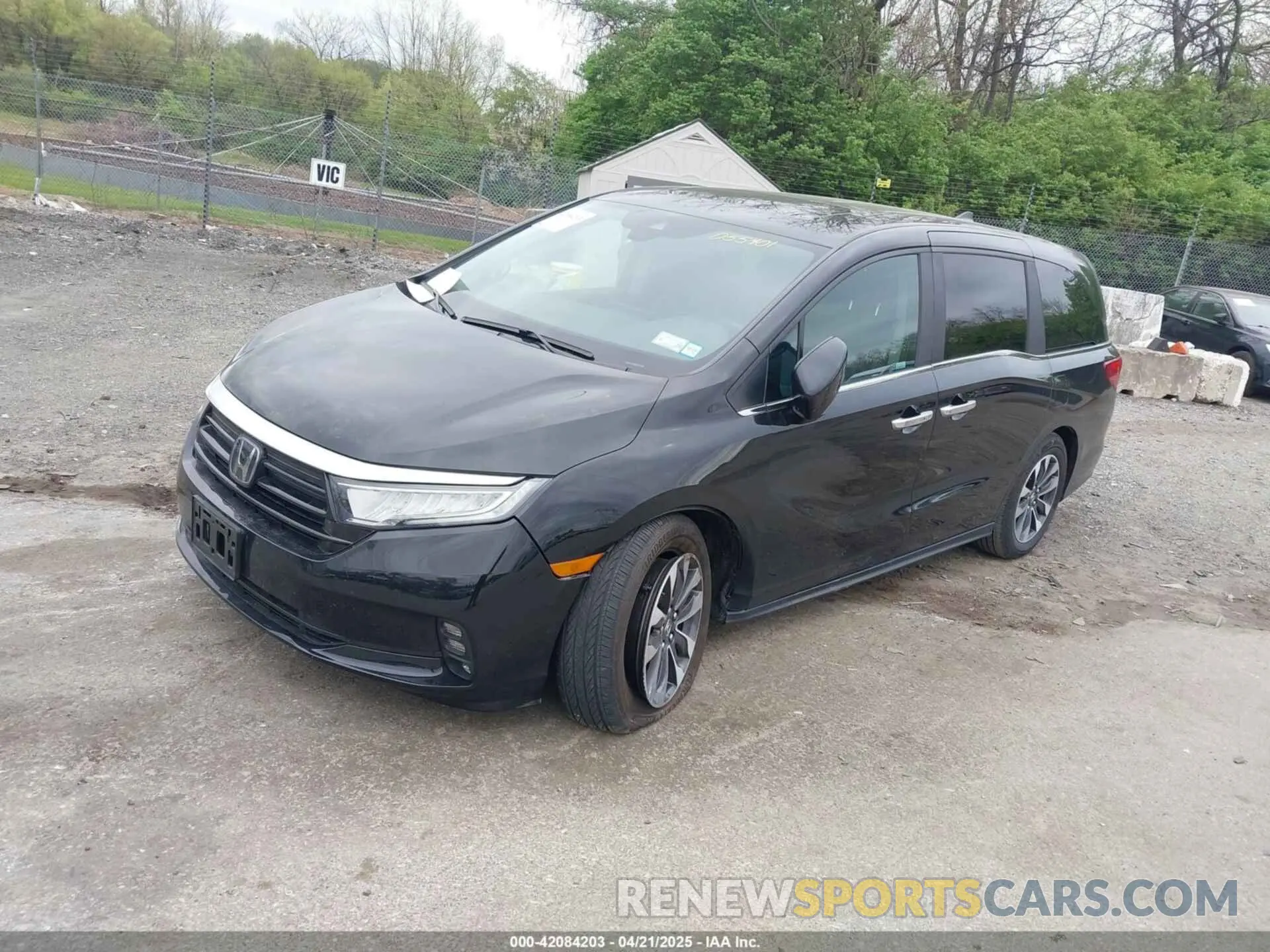 2 Photograph of a damaged car 5FNRL6H64RB055401 HONDA ODYSSEY 2024