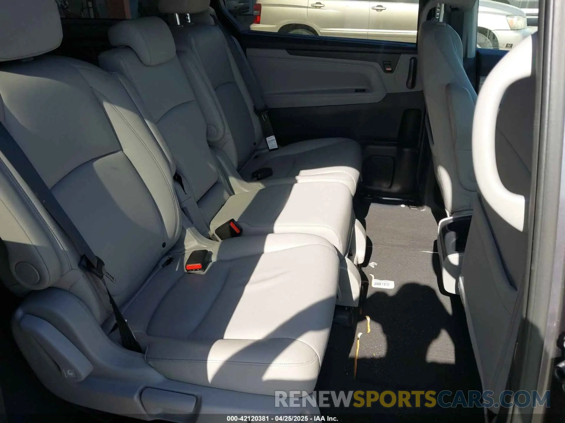 8 Фотография поврежденного автомобиля 5FNRL6H65RB069145 HONDA ODYSSEY 2024