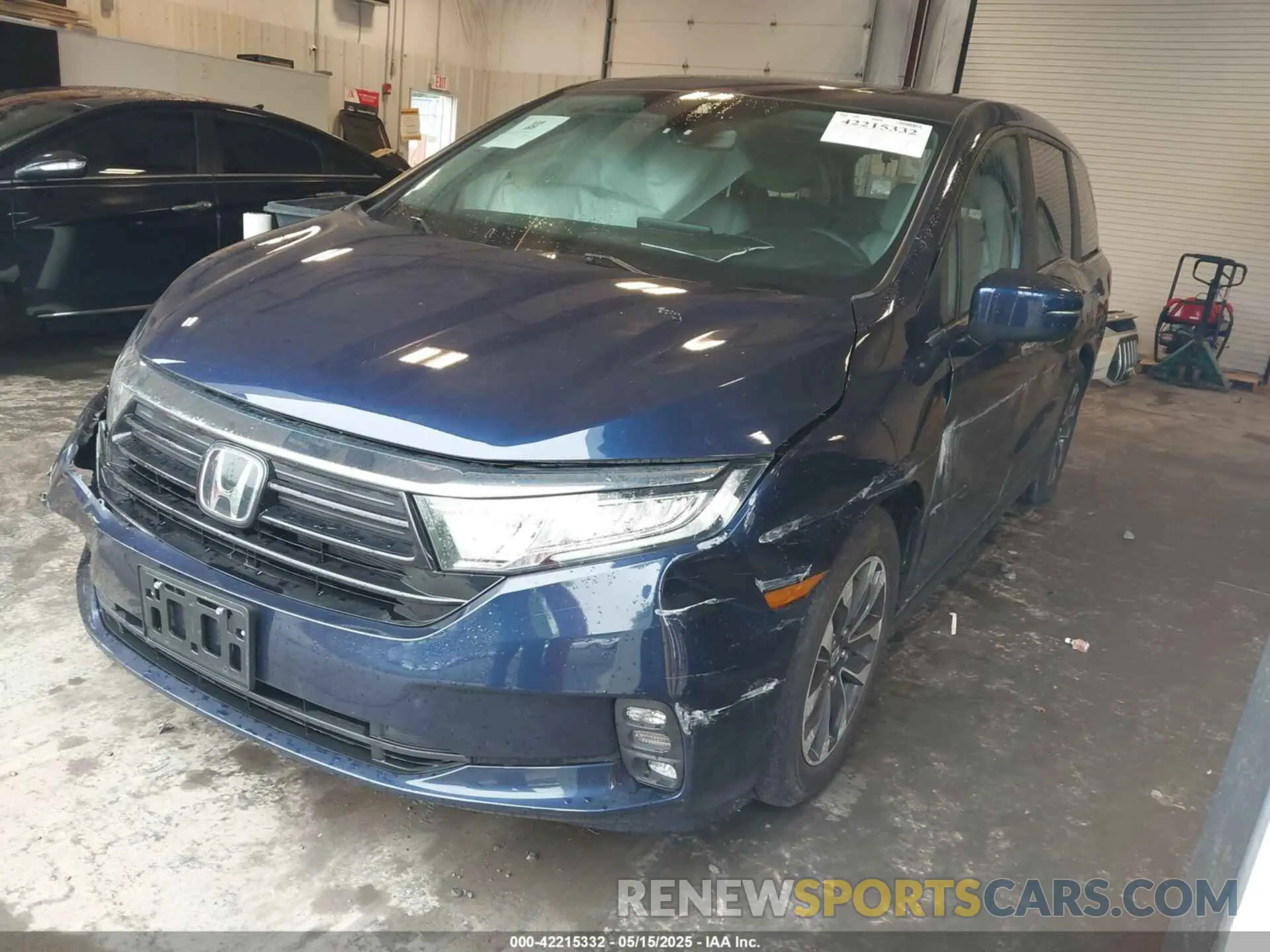 2 Photograph of a damaged car 5FNRL6H6XRB067584 HONDA ODYSSEY 2024