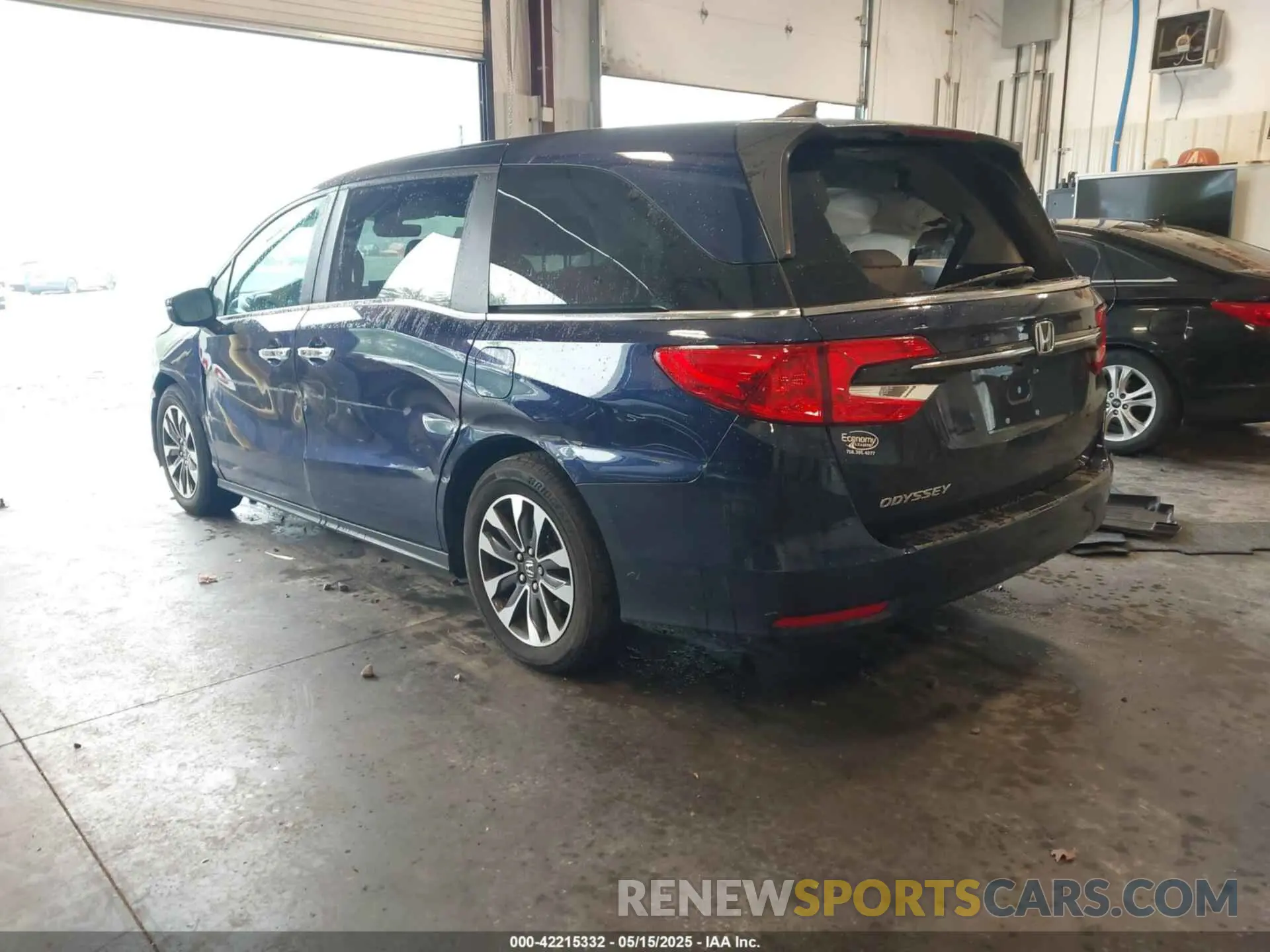 3 Photograph of a damaged car 5FNRL6H6XRB067584 HONDA ODYSSEY 2024