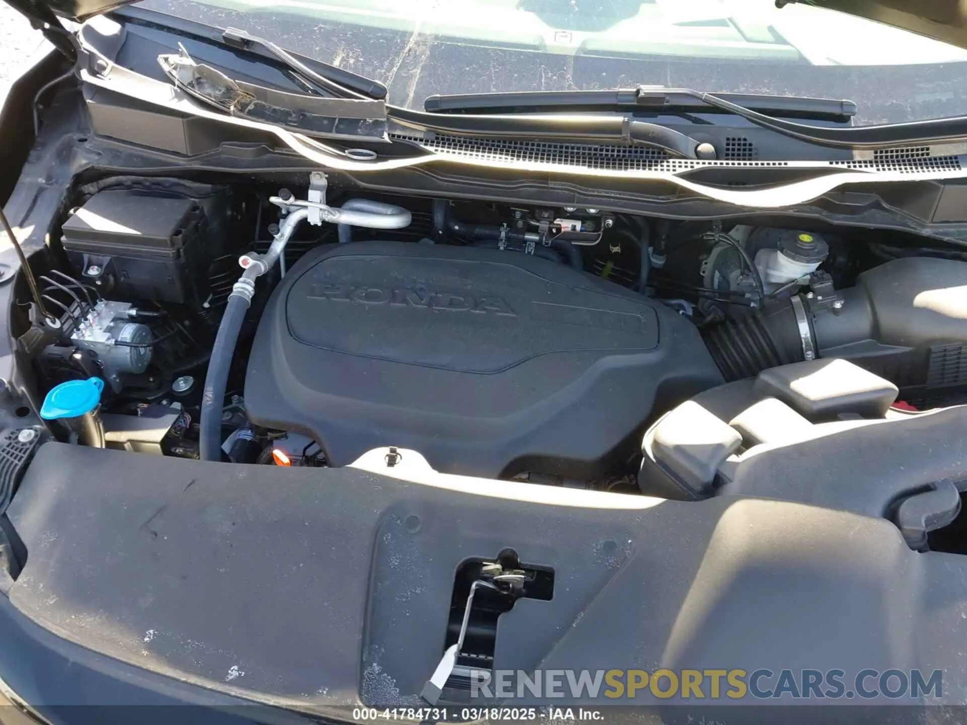 10 Photograph of a damaged car 5FNRL6H75RB070899 HONDA ODYSSEY 2024