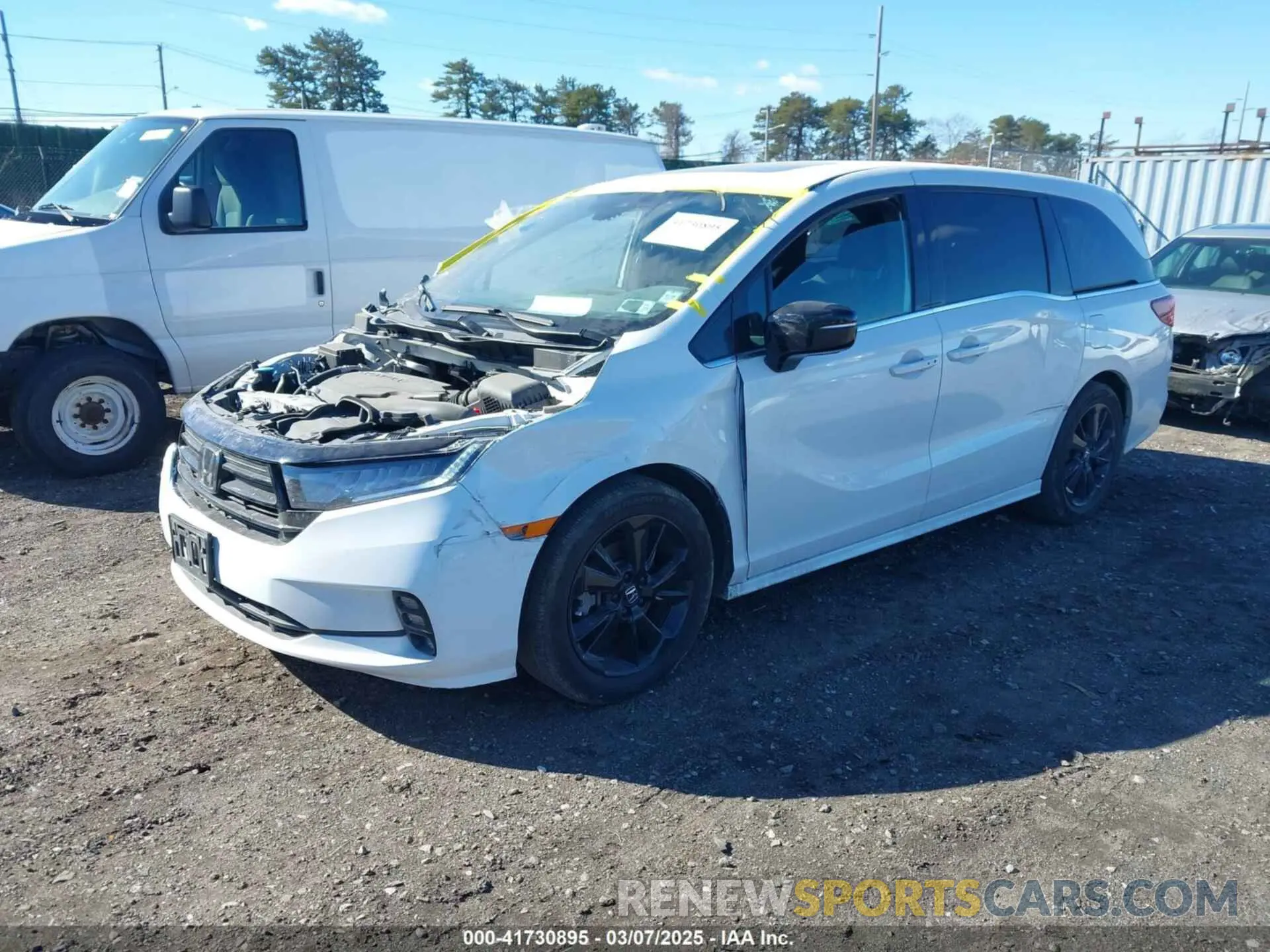 2 Photograph of a damaged car 5FNRL6H78RB005741 HONDA ODYSSEY 2024