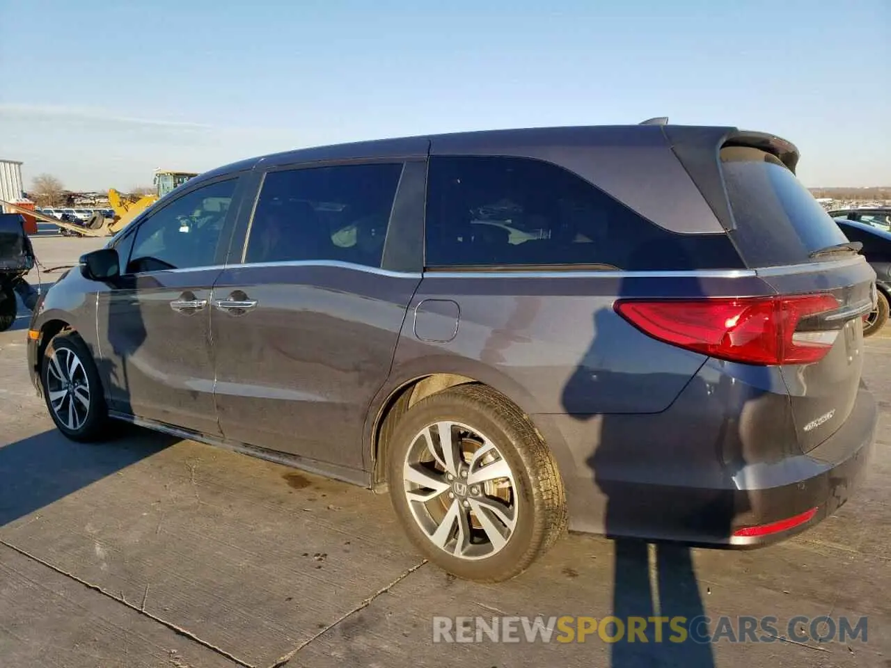 2 Фотография поврежденного автомобиля 5FNRL6H82RB034130 HONDA ODYSSEY 2024