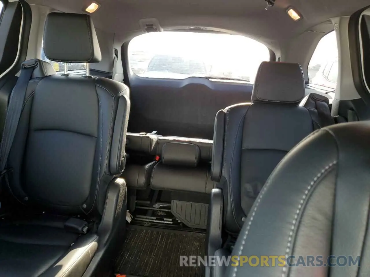 10 Фотография поврежденного автомобиля 5FNRL6H82RB039313 HONDA ODYSSEY 2024