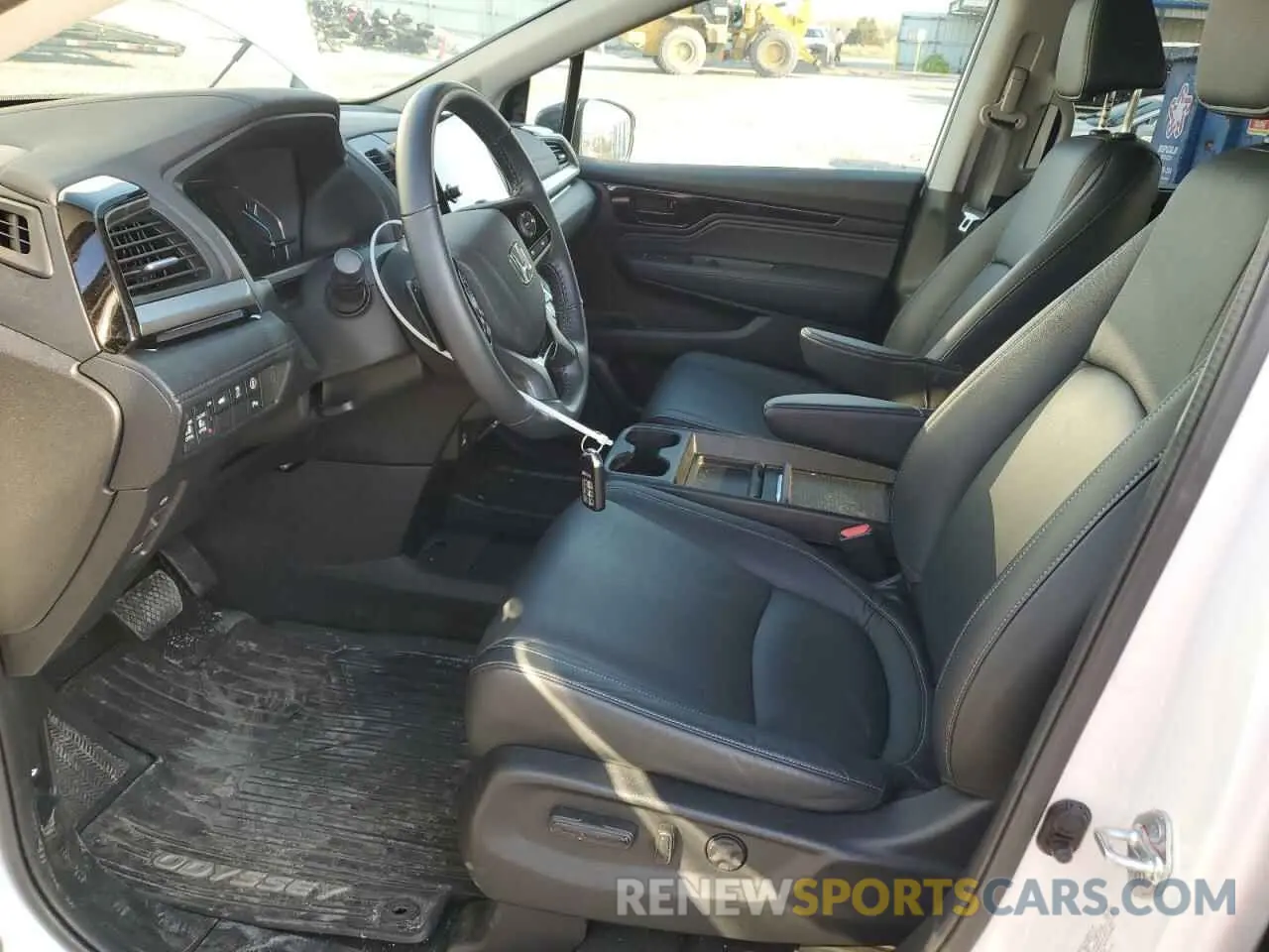 7 Фотография поврежденного автомобиля 5FNRL6H82RB039313 HONDA ODYSSEY 2024
